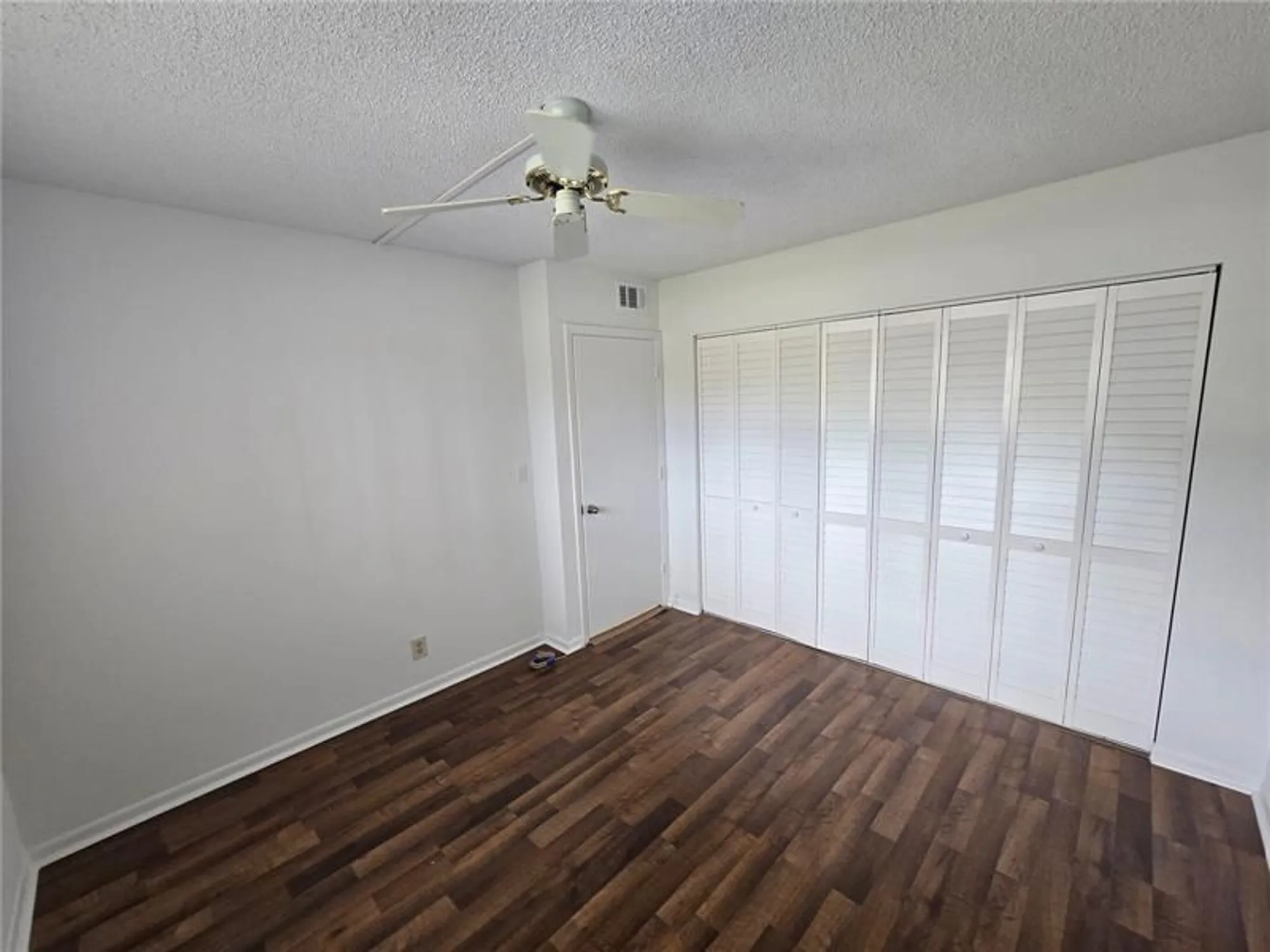 Property Slideshow image 16 of 31 | 6890 royal palm blvd 211h, Margate, FL, 33063