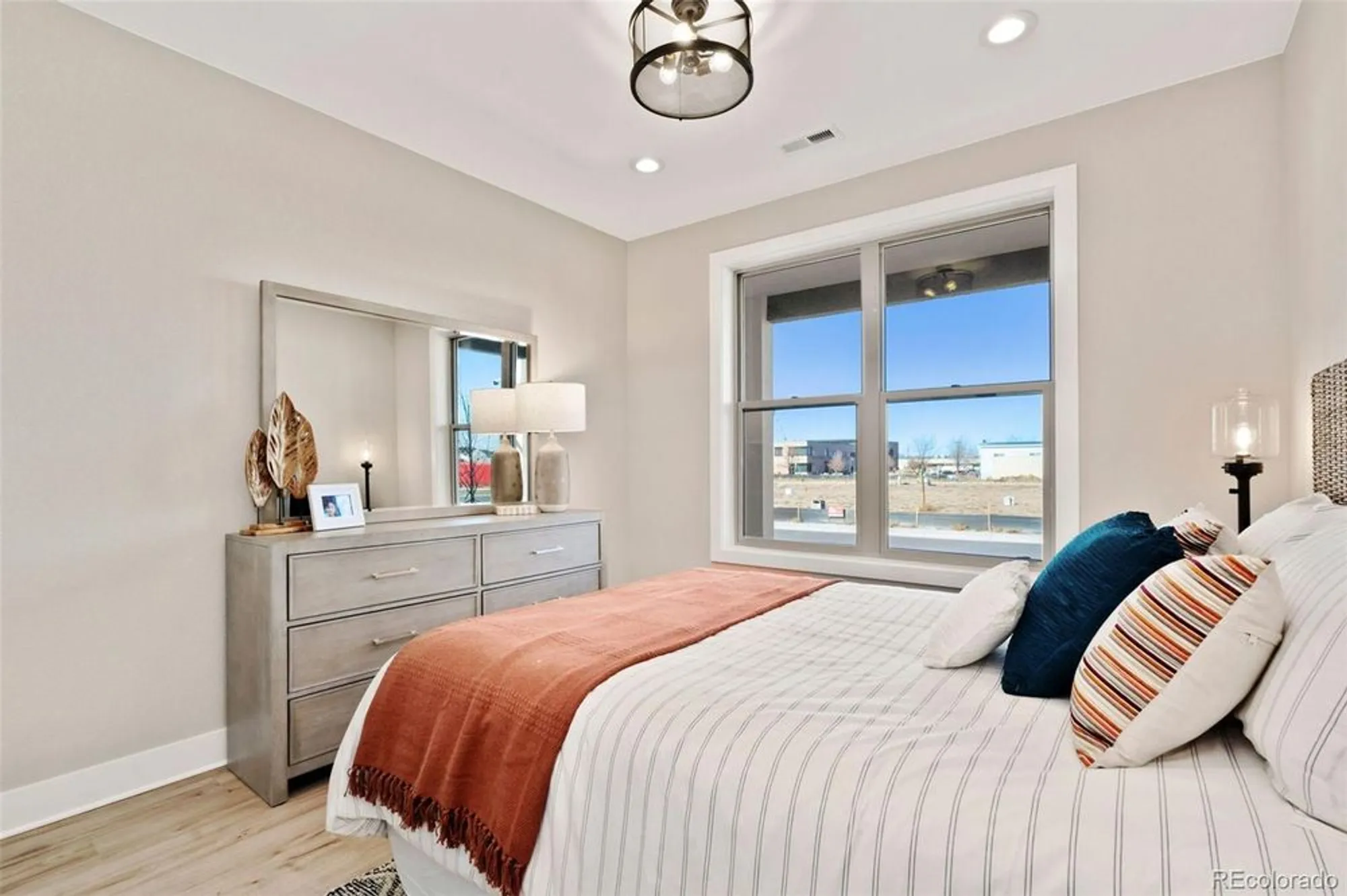 Property Slideshow image 8 of 37 | 371 josef cir, Fort Lupton, CO, 80621