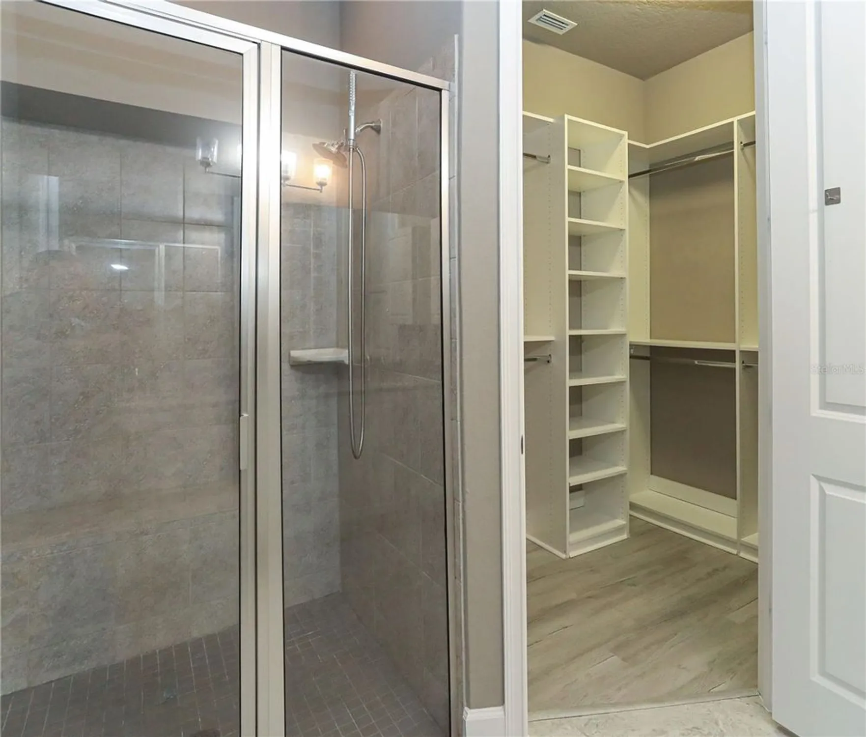 Property Slideshow image 29 of 92 | 875 pinewood dr, Ormond Beach, FL, 32174