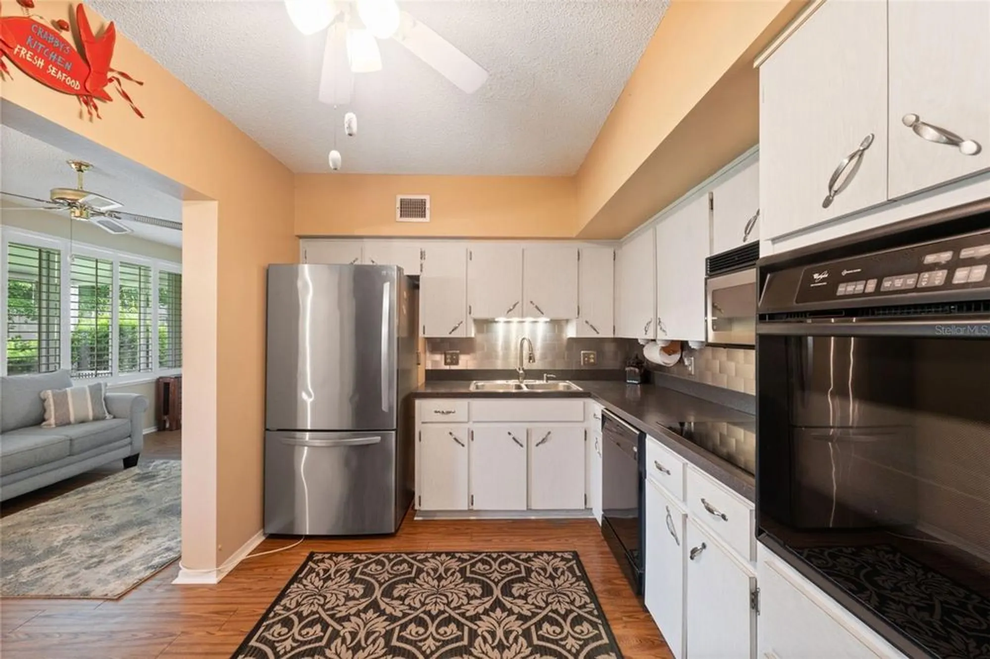 Property Slideshow image 11 of 31 | 2430 florentine way 6, Clearwater, FL, 33763