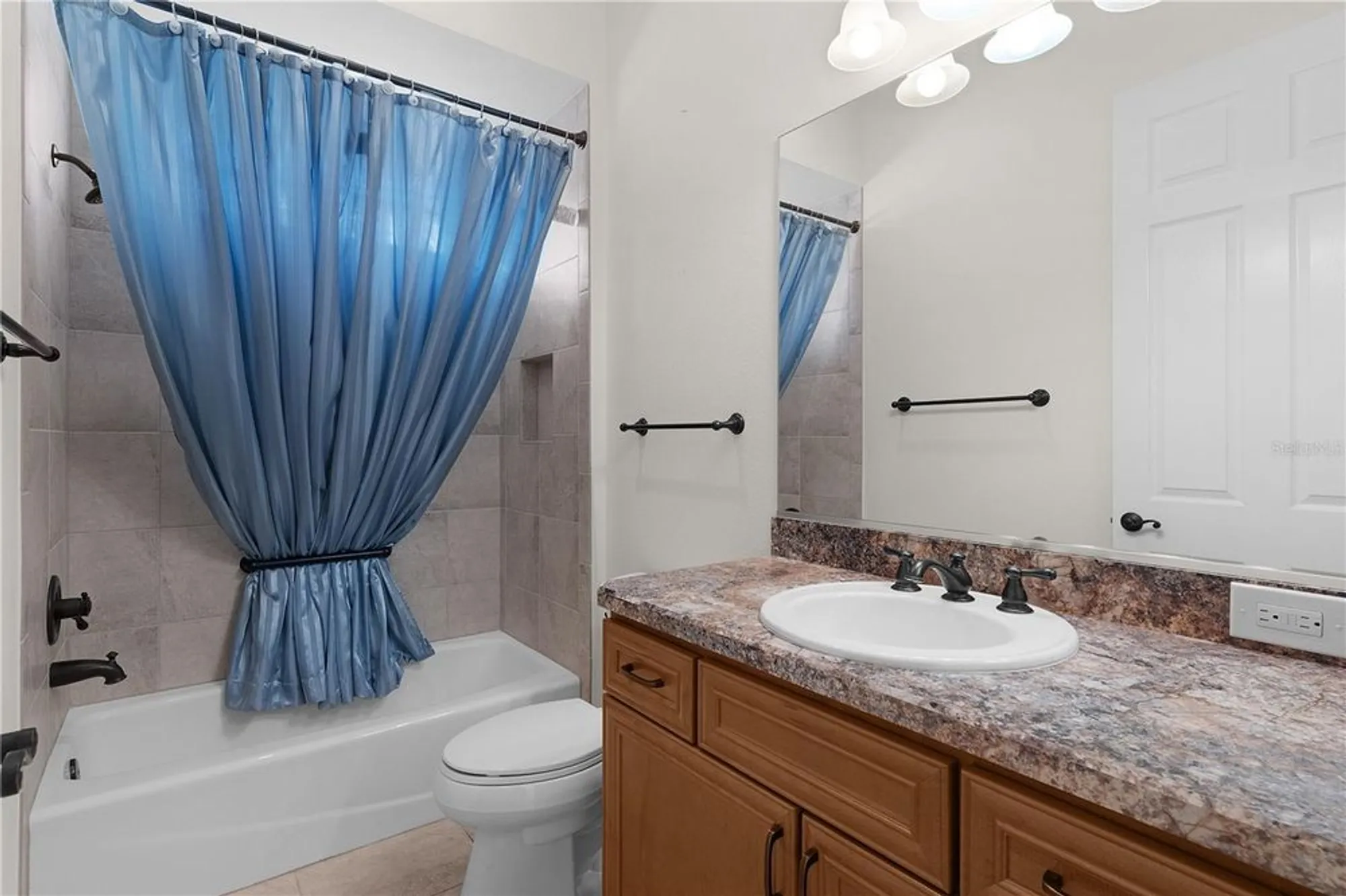 Property Slideshow image 27 of 51 | 2935 cedar grove loop, The Villages, FL, 32163