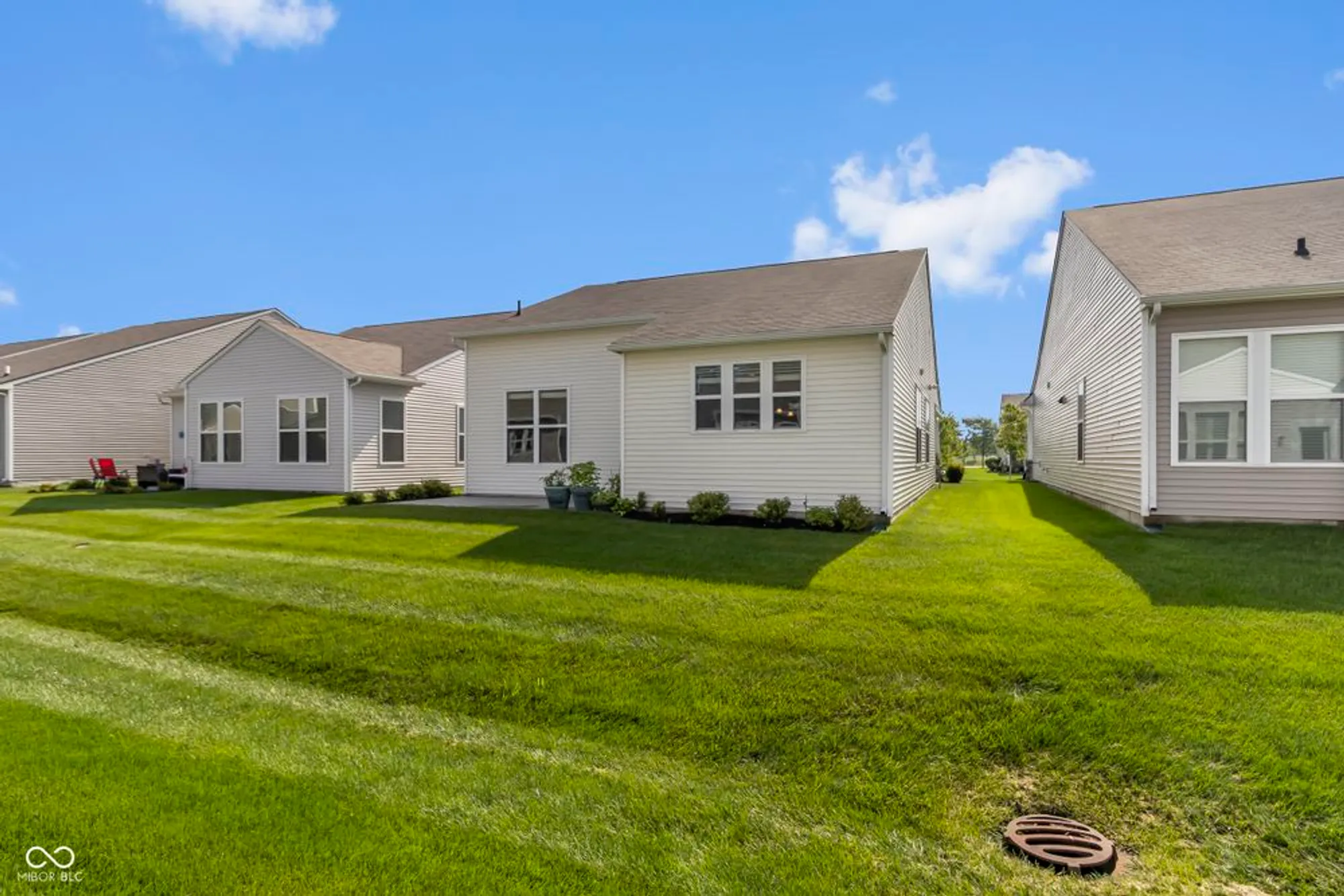 Property Slideshow image 28 of 52 | 13456 ravenswood trl, Fishers, IN, 46037