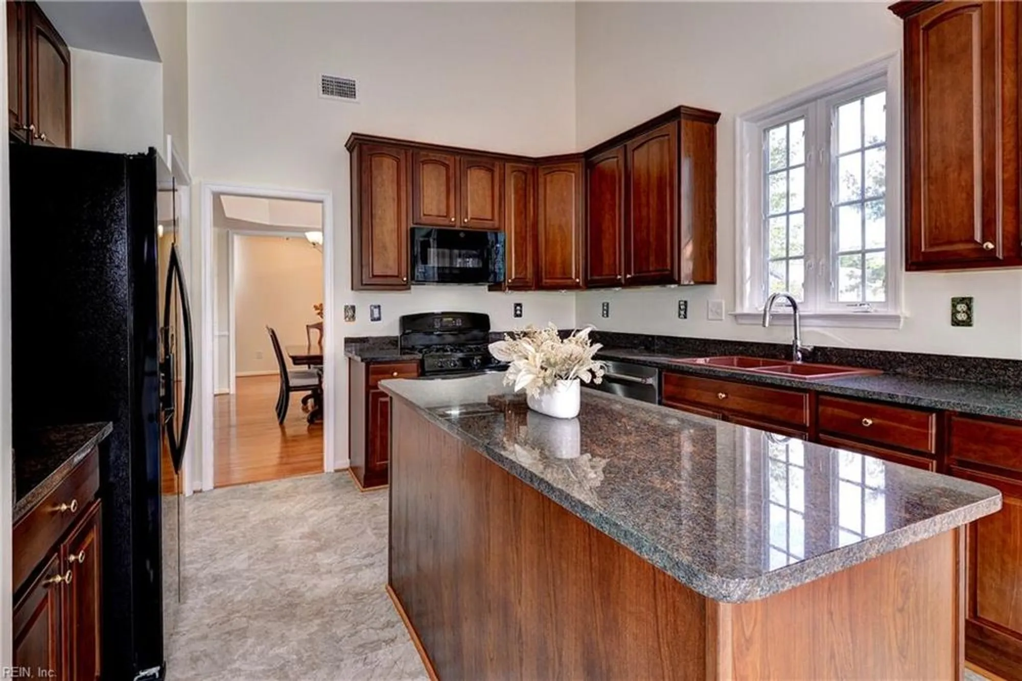 Property Slideshow image 12 of 47 | 6820 tarpleys tavern rd, Williamsburg, VA, 23188