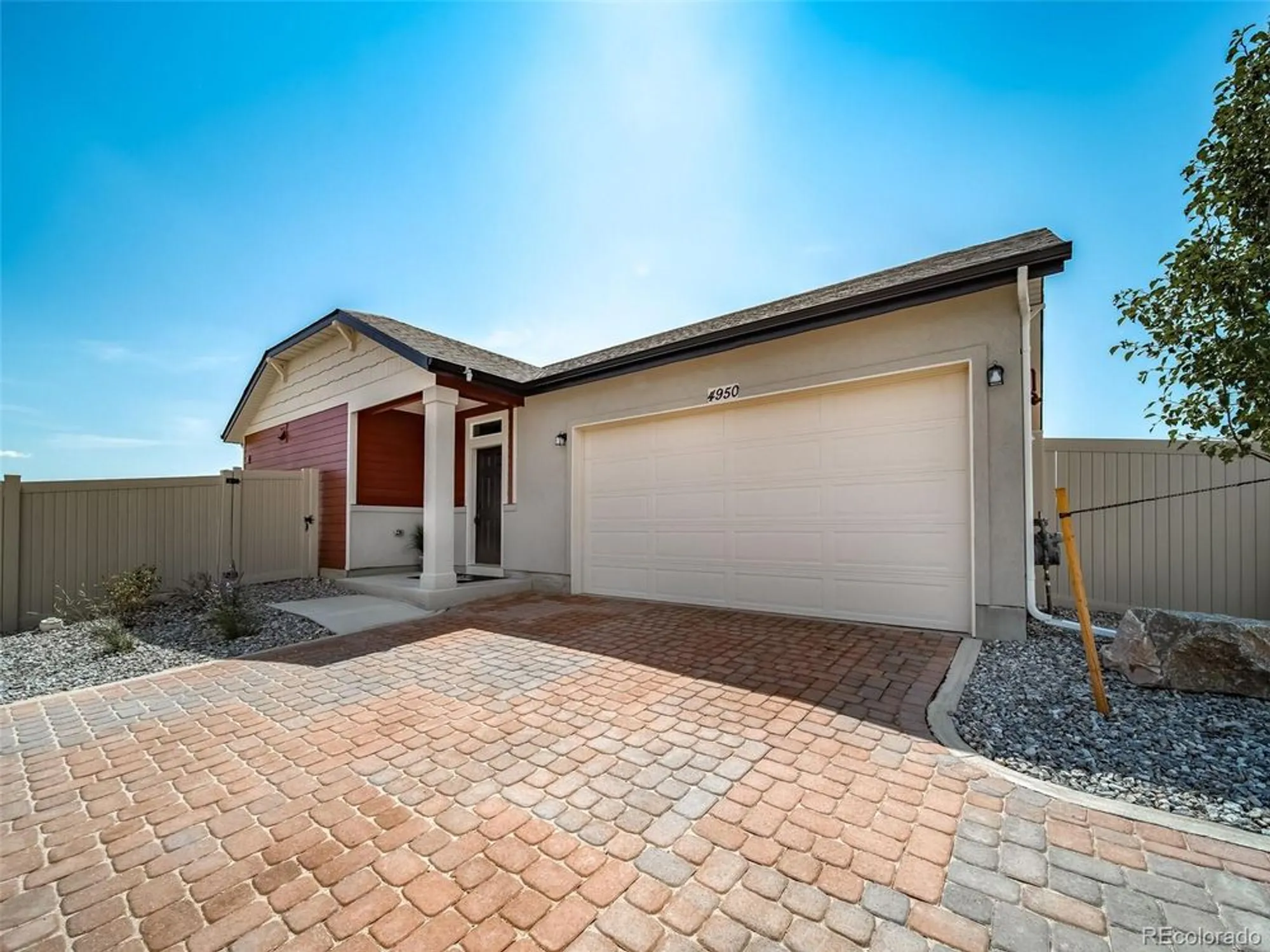 Property Slideshow image 16 of 17 | 21875 e 51st dr, Aurora, CO, 80019