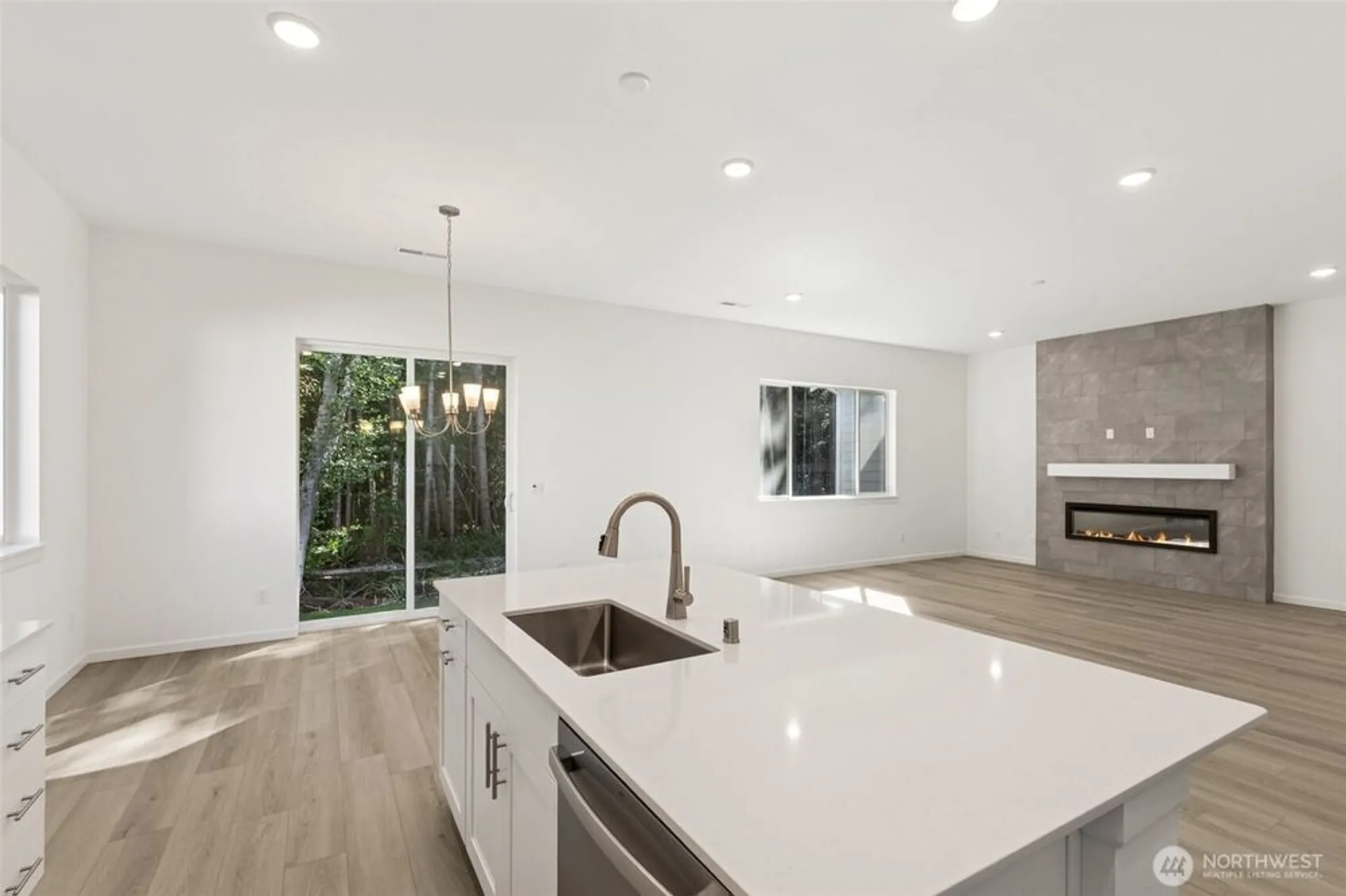 Property Slideshow image 5 of 13 | 310 mt wilder way # 53, Port Ludlow, WA, 98365