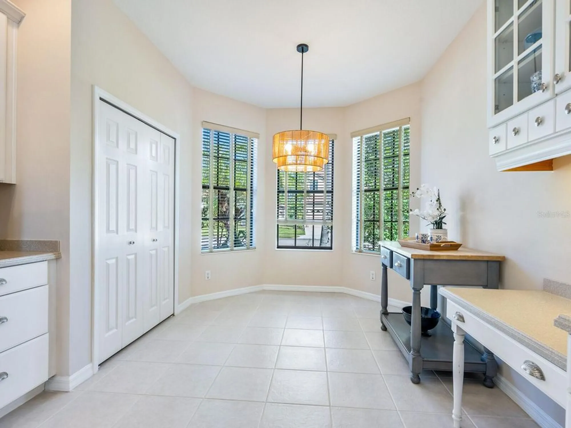 Property Slideshow image 16 of 42 | 1920 batello dr, Venice, FL, 34292