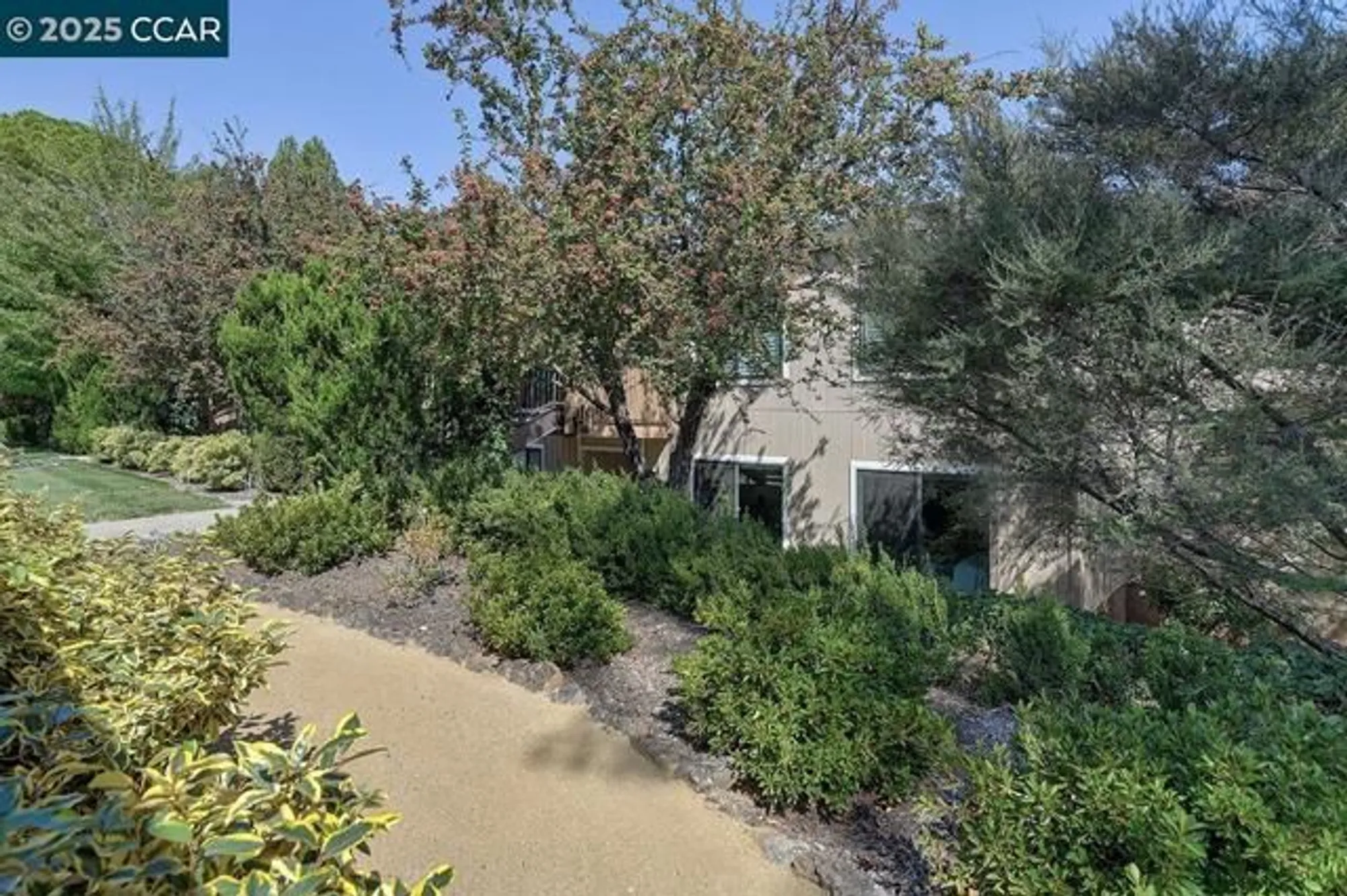 Property Slideshow image 2 of 60 | 1501 canyonwood ct 12, Walnut Creek, CA, 94595