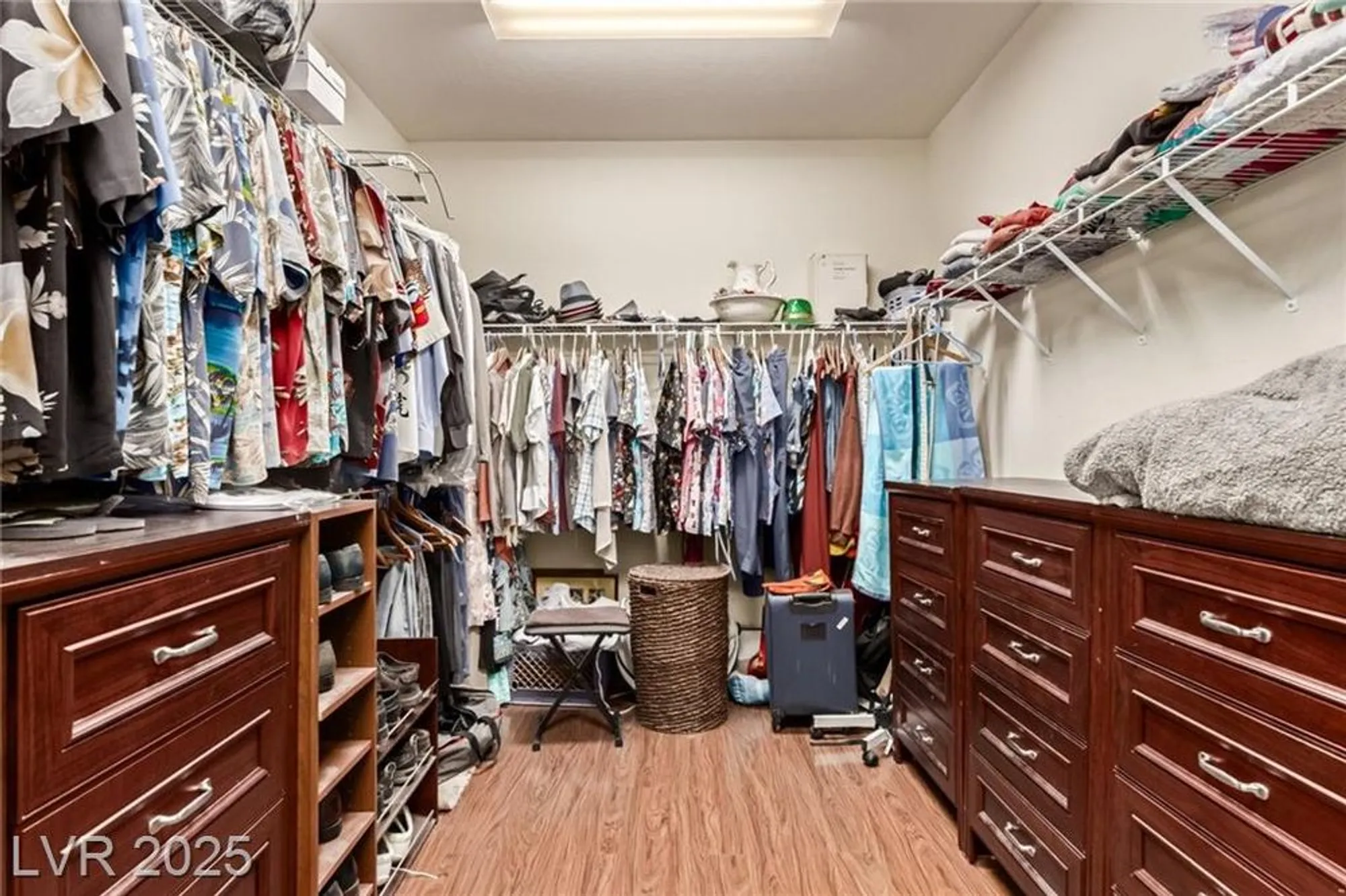 Property Slideshow image 15 of 65 | 3447 halter dr, Las Vegas, NV, 89122