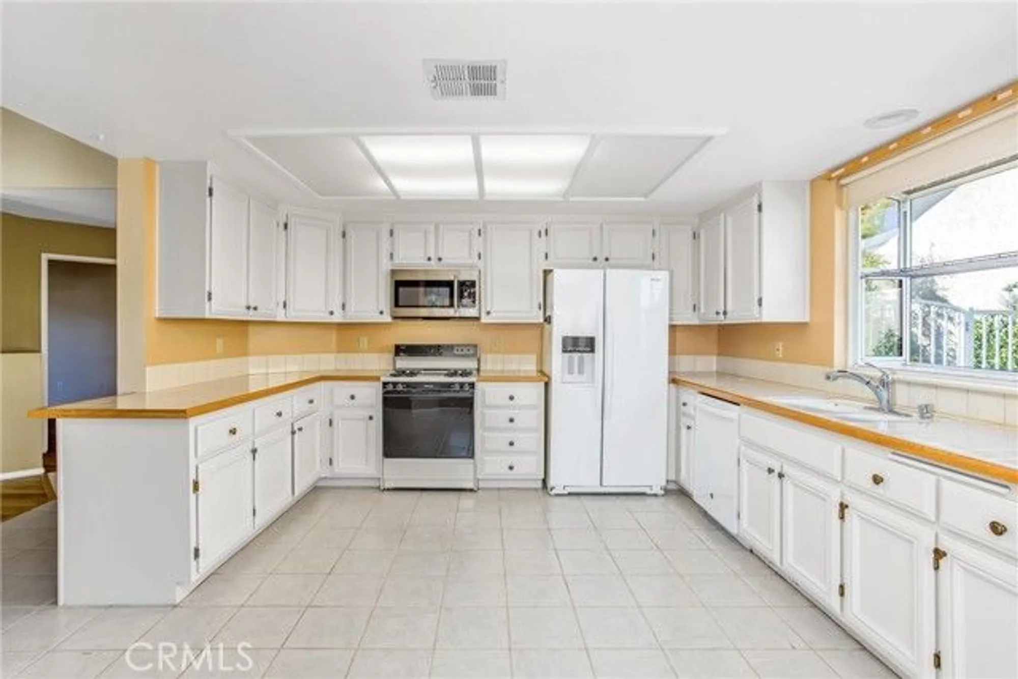 Property Slideshow image 13 of 28 | 738 amber sky st, Banning, CA, 92220