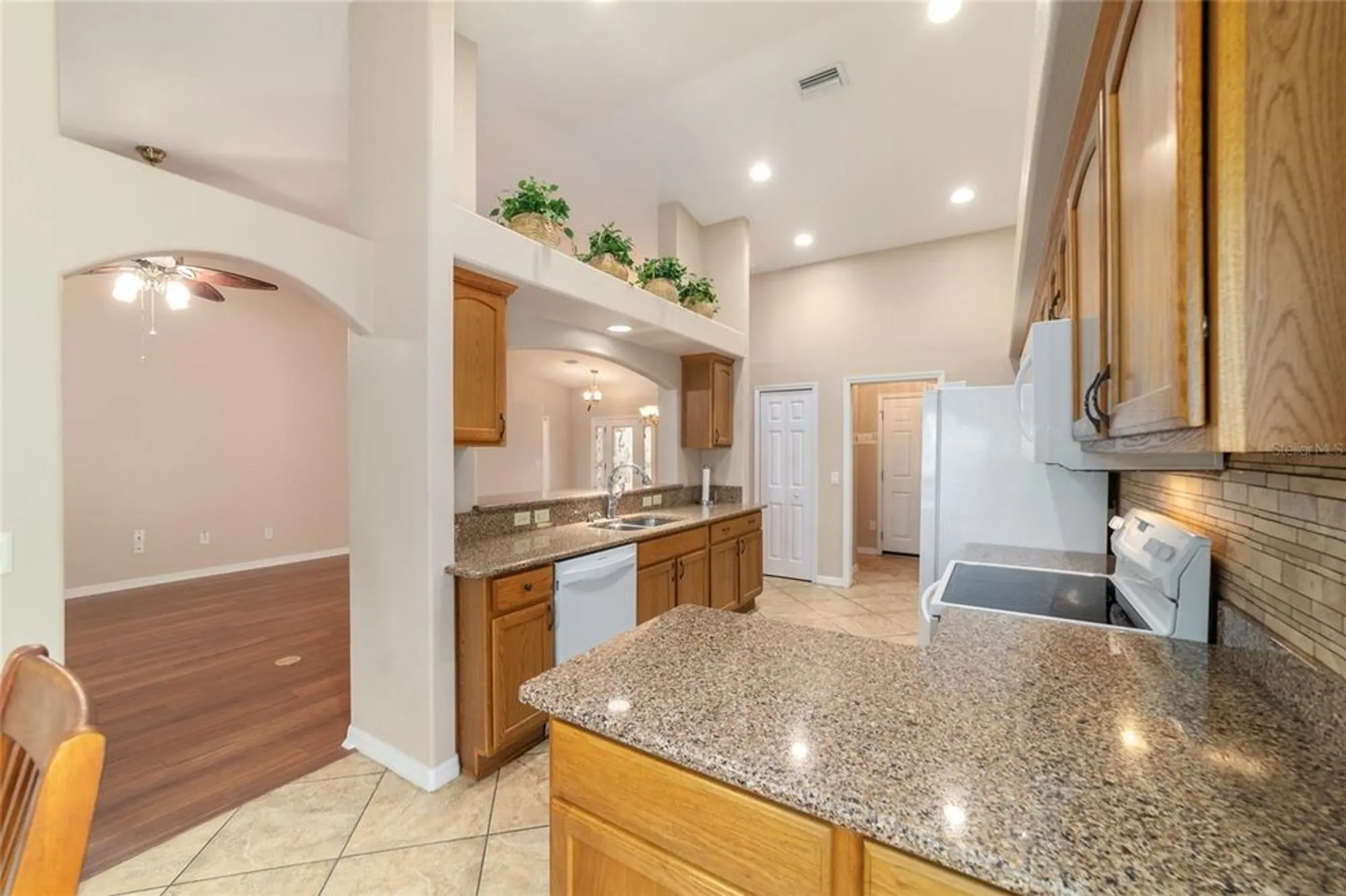 Property Slideshow image 14 of 54 | 16369 sw 14th avenue rd, Ocala, FL, 34473