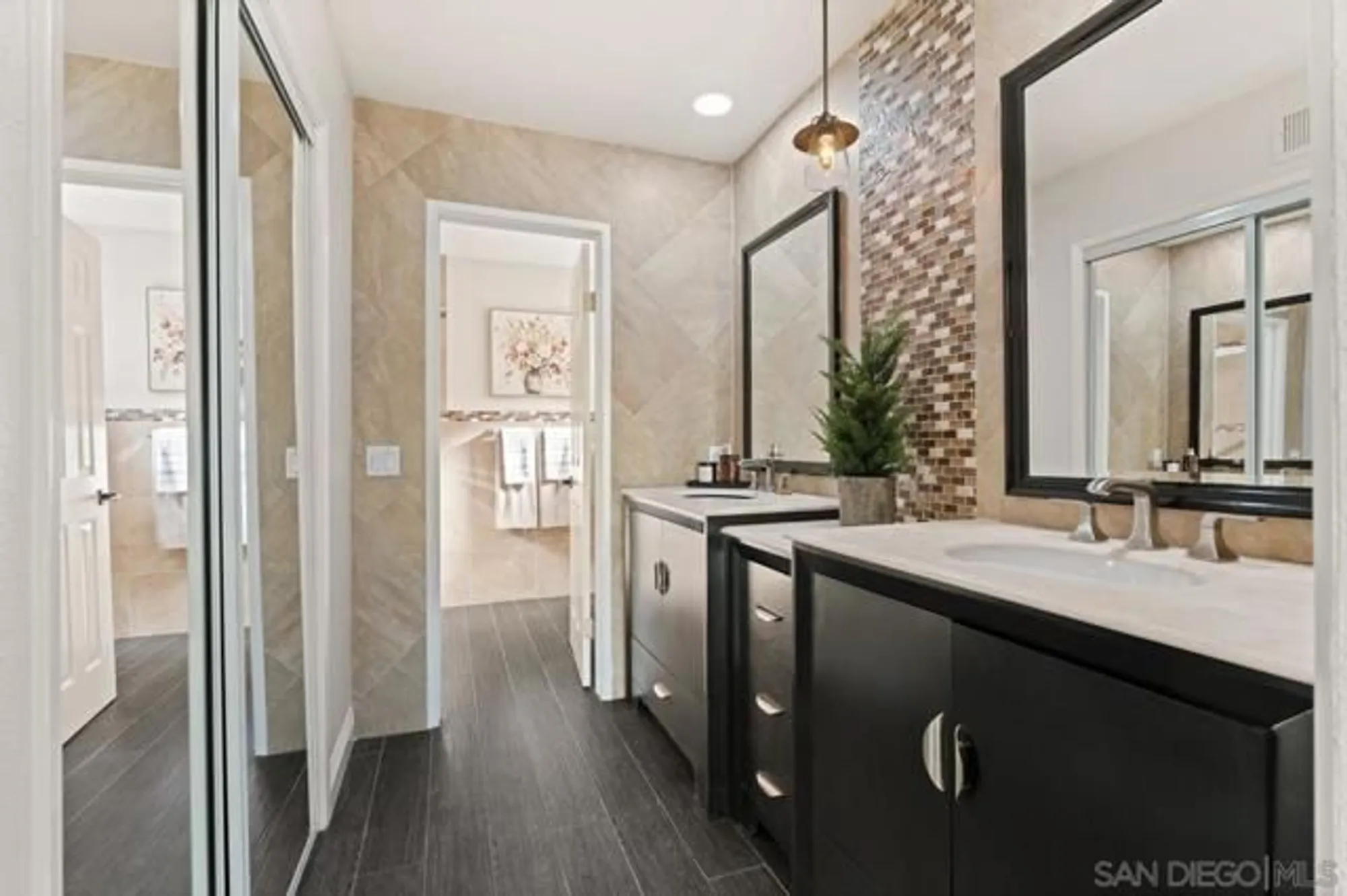 Property Slideshow image 20 of 39 | 17756 camino ancho, San Diego, CA, 92128