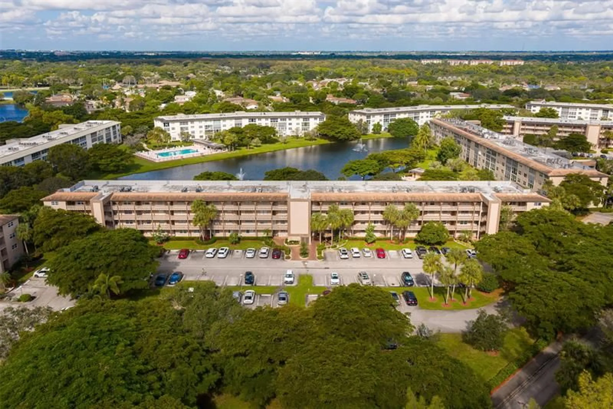 Property Slideshow image 19 of 33 | 1703 andros isle g4, Coconut Creek, FL, 33066