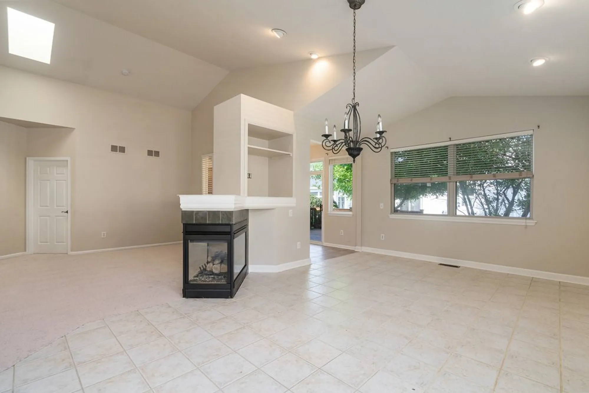 Property Slideshow image 3 of 39 | 1611 benzie cir, Romeoville, IL, 60446