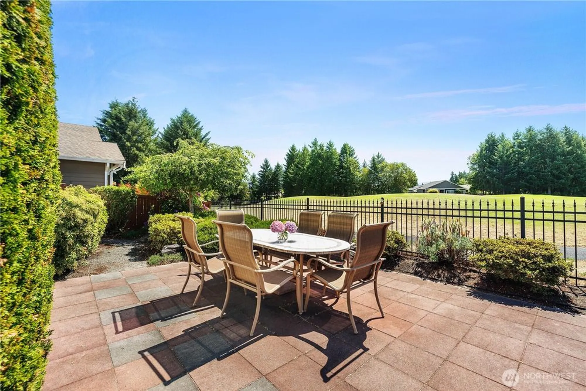 Property Slideshow image 15 of 39 | 4812 spokane st, Lacey, WA, 98516