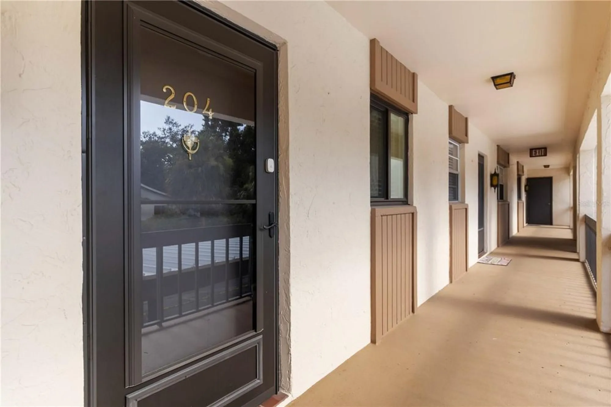 Property Slideshow image 5 of 33 | 2522 clubhouse dr unit 204, Sarasota, FL, 34232