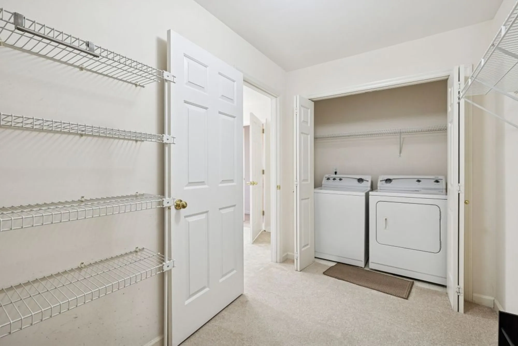 Property Slideshow image 24 of 49 | 117 newsom grn, Nashville, TN, 37221