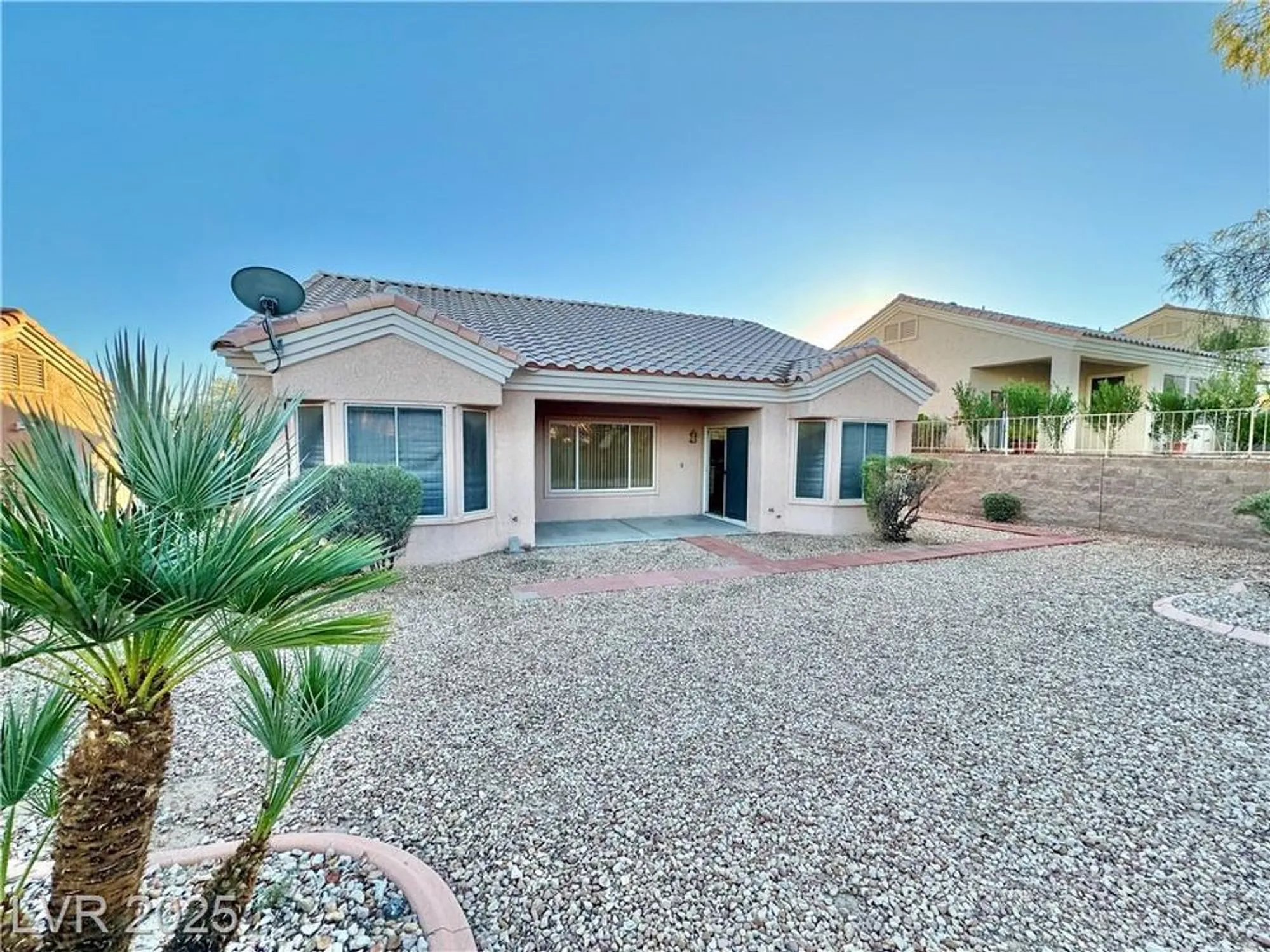 Property Slideshow image 27 of 98 | 10316 bent brook pl, Las Vegas, NV, 89134