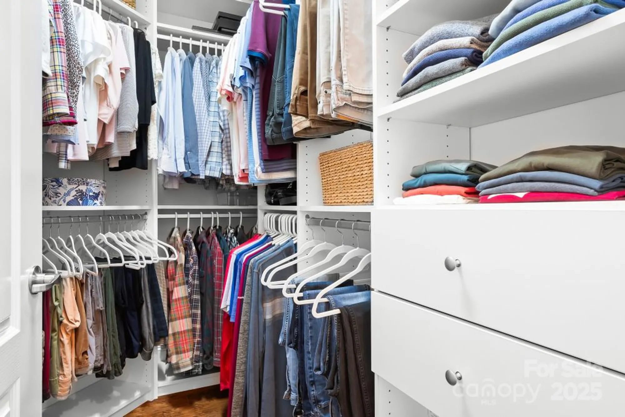 Property Slideshow image 23 of 42 | 11715 meetinghouse dr, Cornelius, NC, 28031