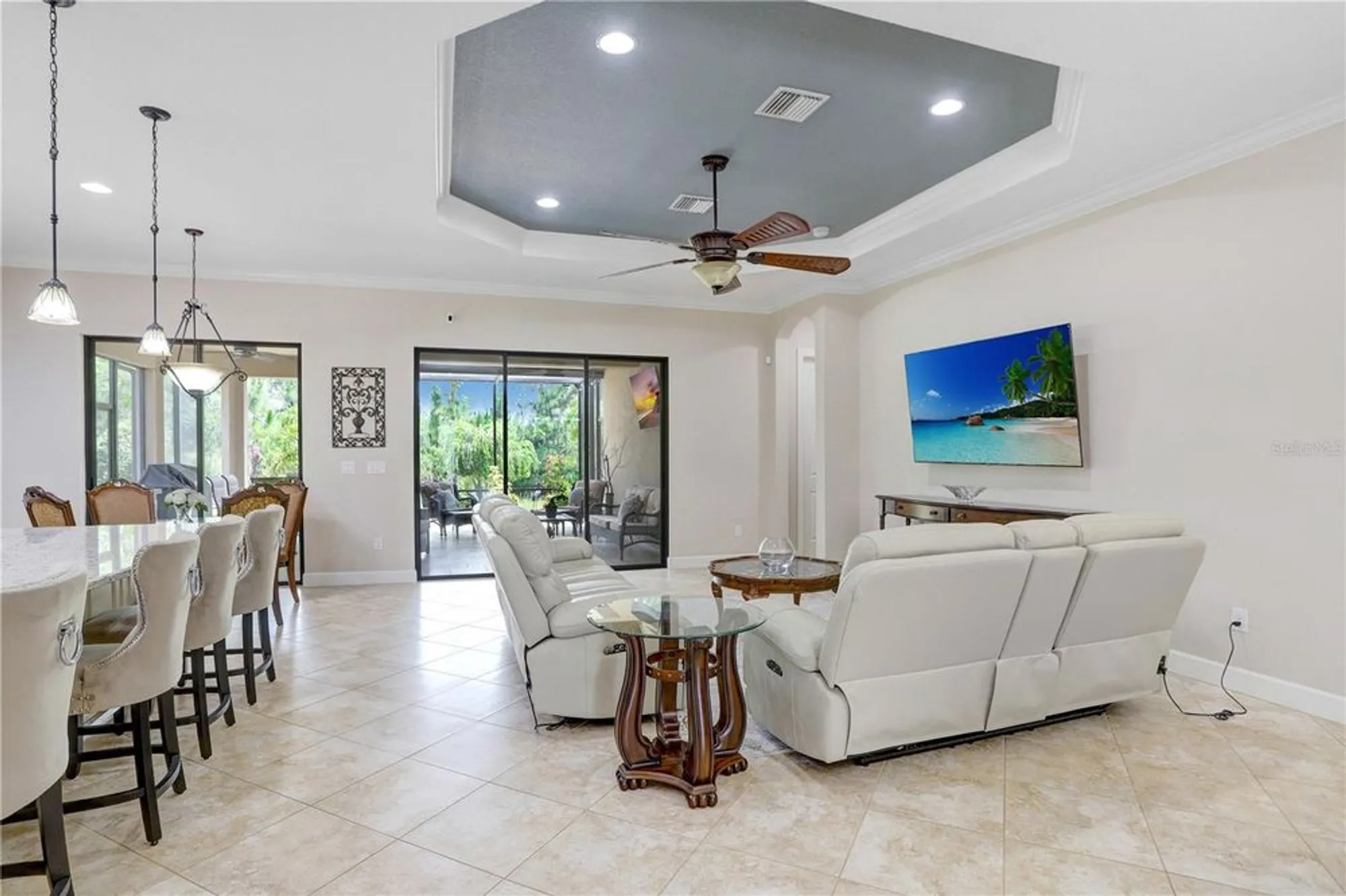 Property Slideshow image 12 of 39 | 8605 grand alberato rd, Tampa, FL, 33647