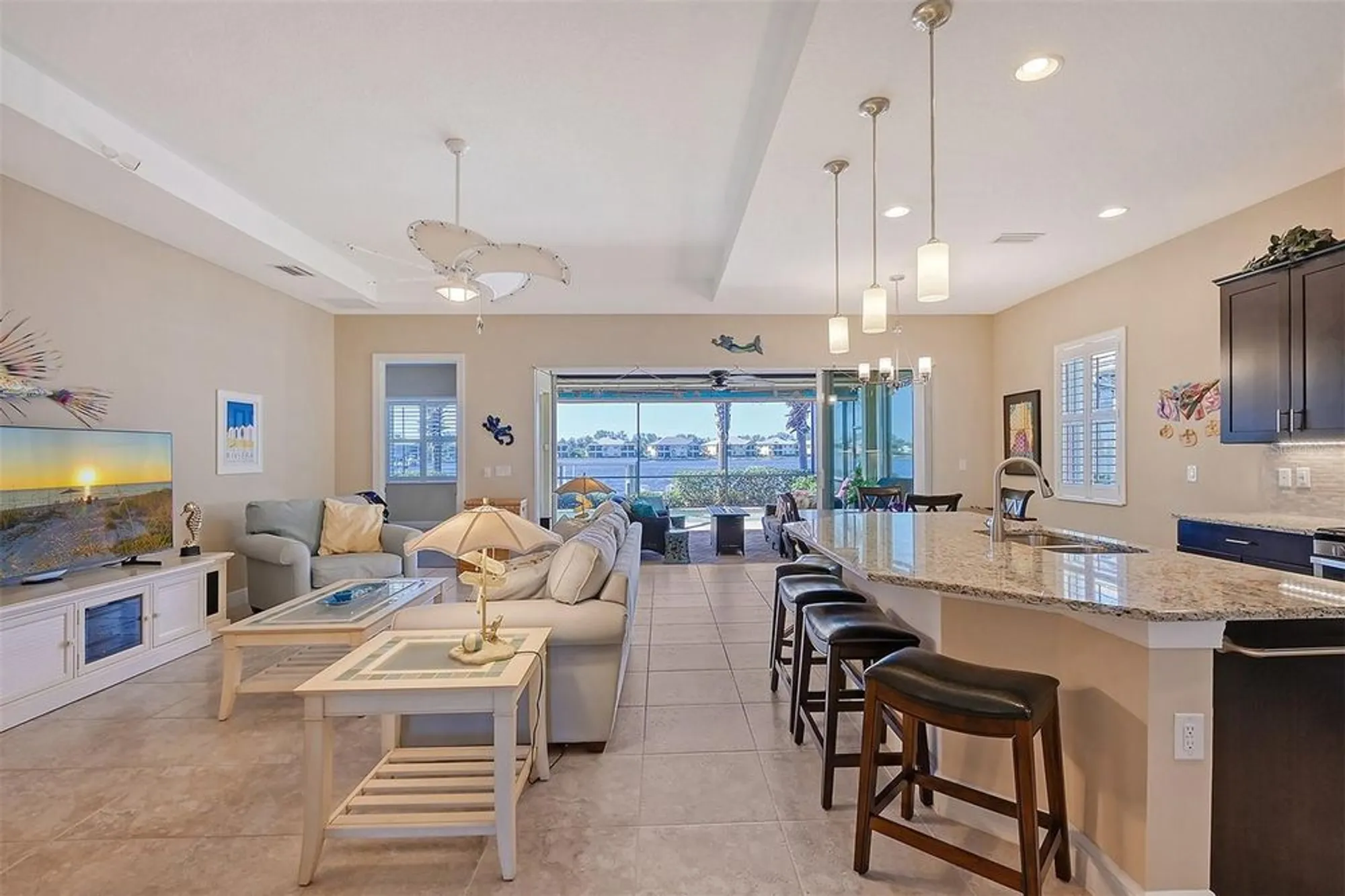 Property Slideshow image 10 of 100 | 1014 overlook ct, Bradenton, FL, 34208