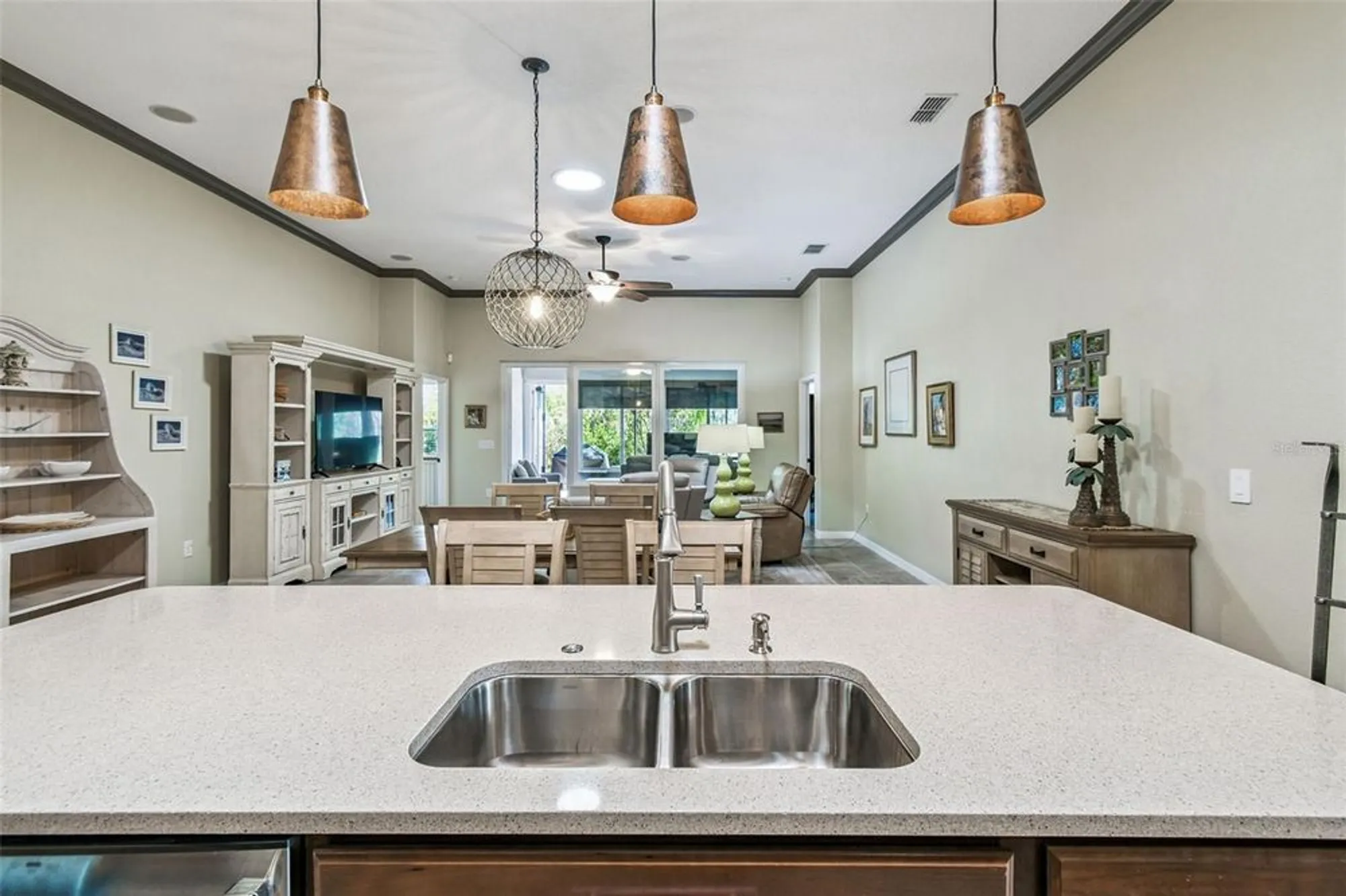 Property Slideshow image 24 of 72 | 514 san joaquin rd, Poinciana, FL, 34759