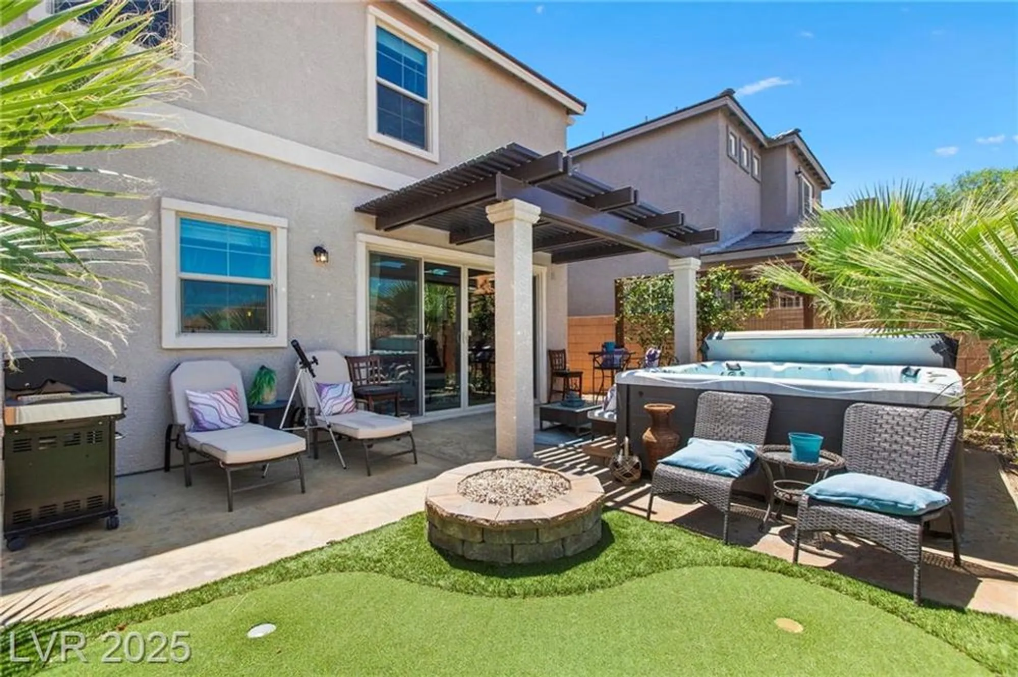 Property Slideshow image 34 of 42 | 44 moon hill dr, Henderson, NV, 89011
