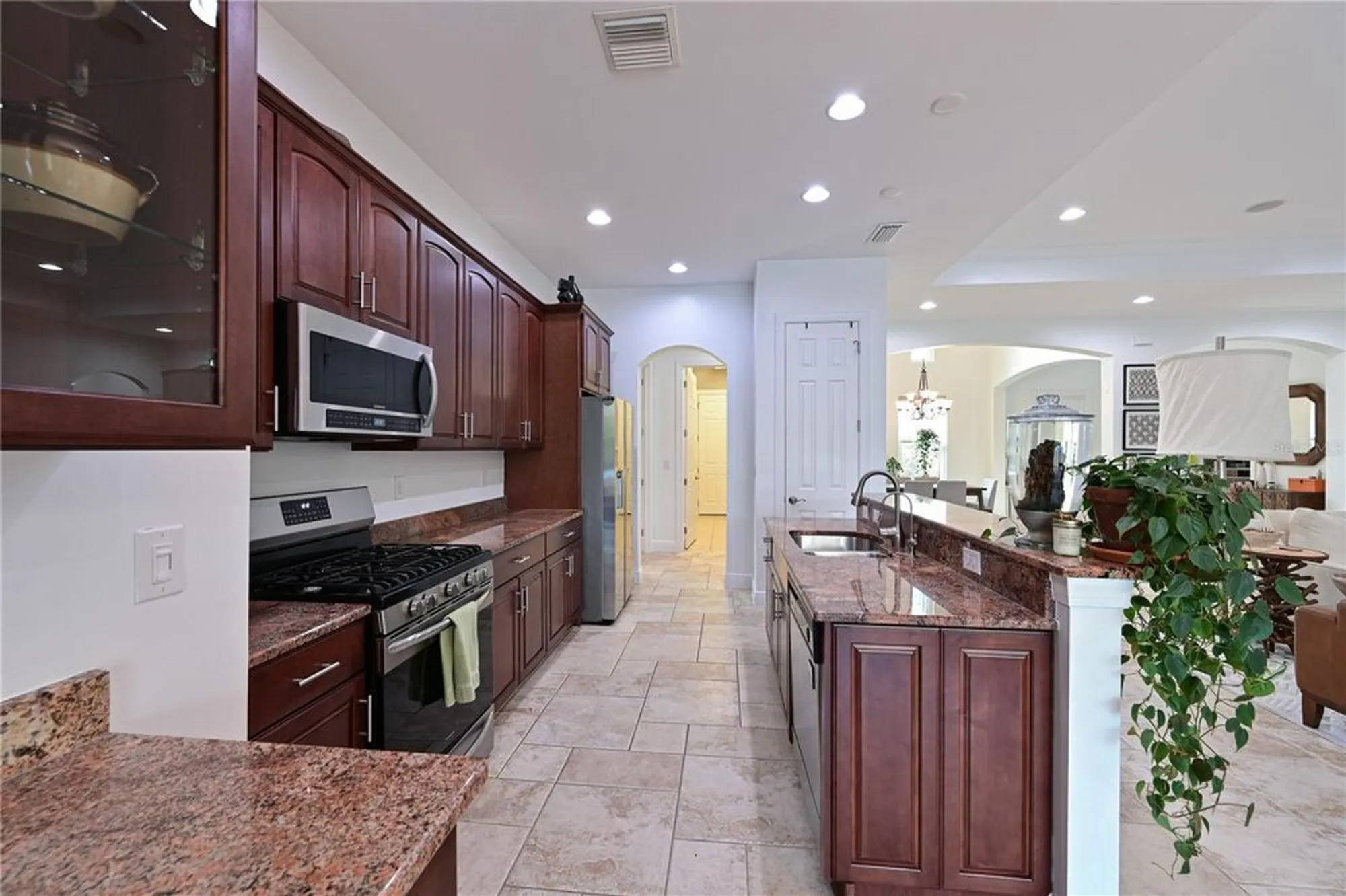 Property Slideshow image 13 of 64 | 931 mangrove edge ct, Bradenton, FL, 34208