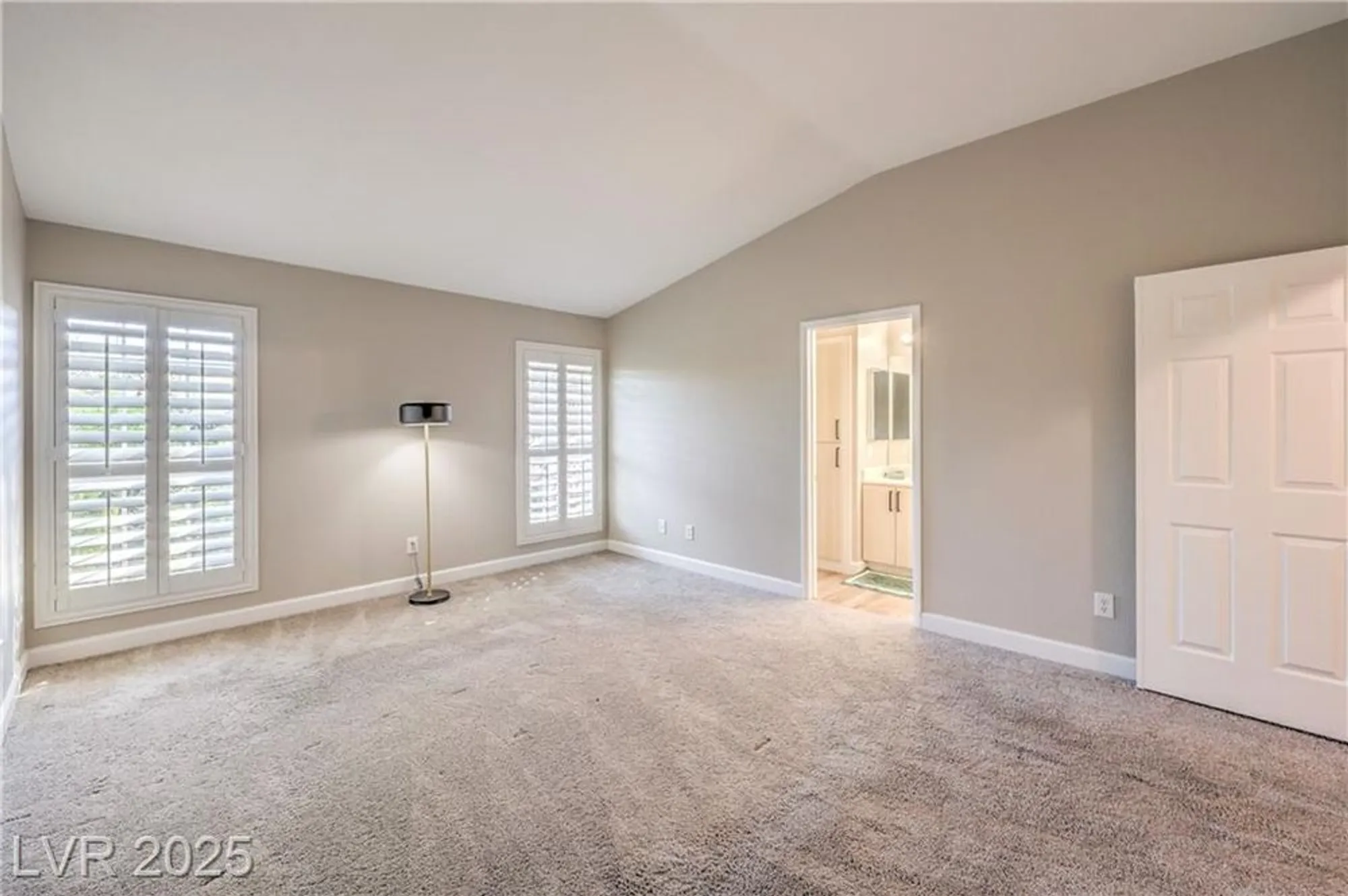Property Slideshow image 11 of 36 | 5452 cove point dr, Las Vegas, NV, 89130