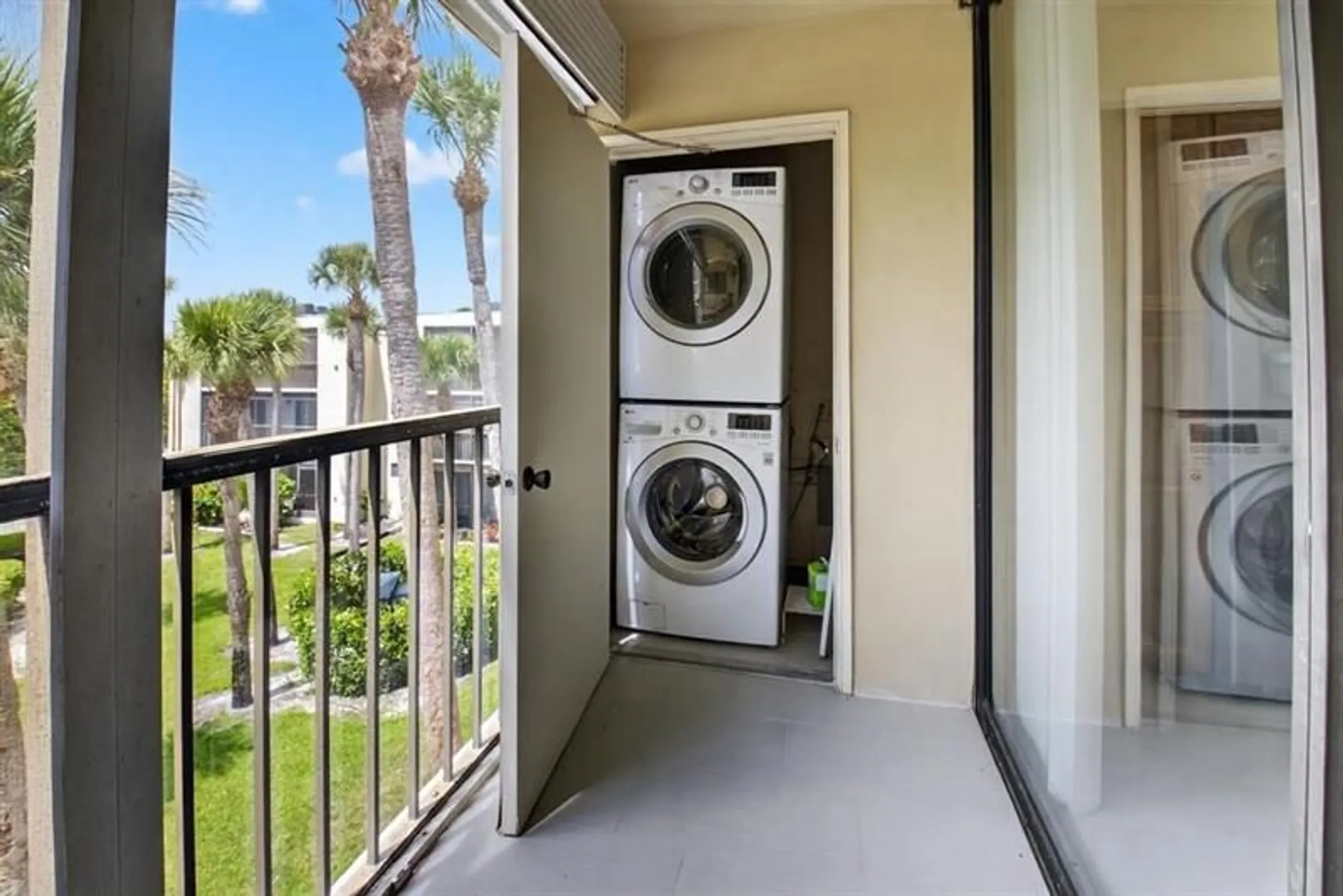Property Slideshow image 28 of 39 | 5370 las verdes cir apt 319, Delray Beach, FL, 33484
