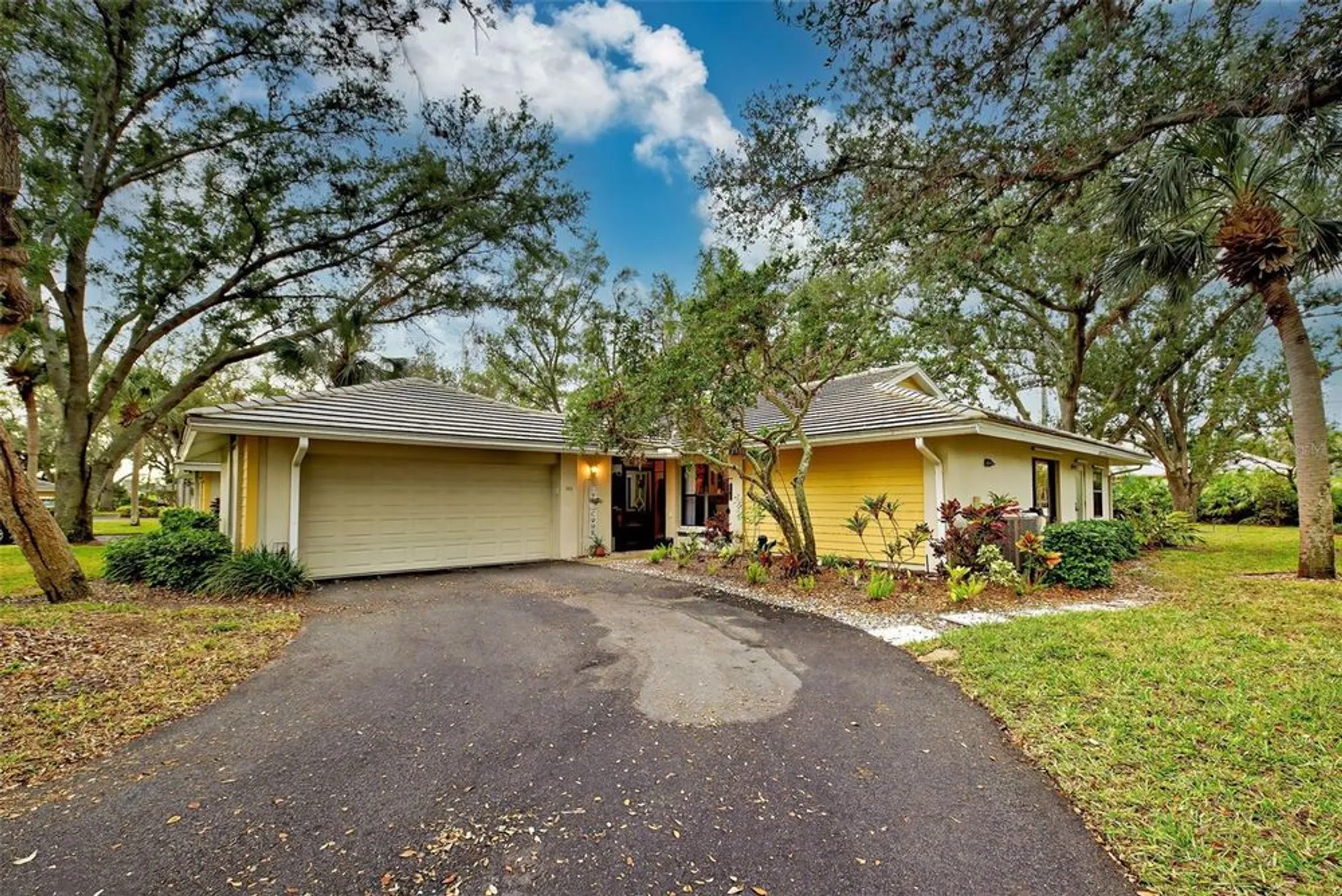 Property Slideshow image 64 of 68 | 263 southampton dr # 301, Venice, FL, 34293