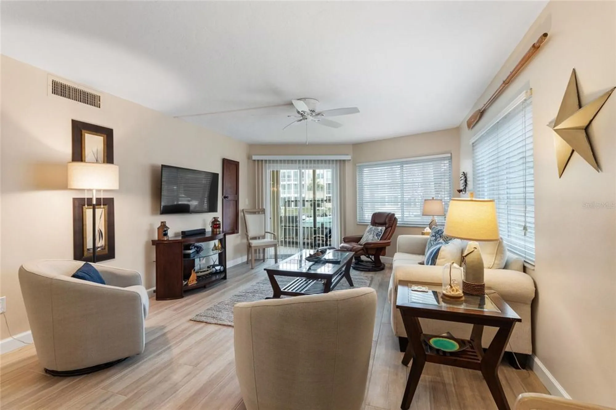 Property Slideshow image 4 of 33 | 1215 s portofino dr apt 108, Sarasota, FL, 34242