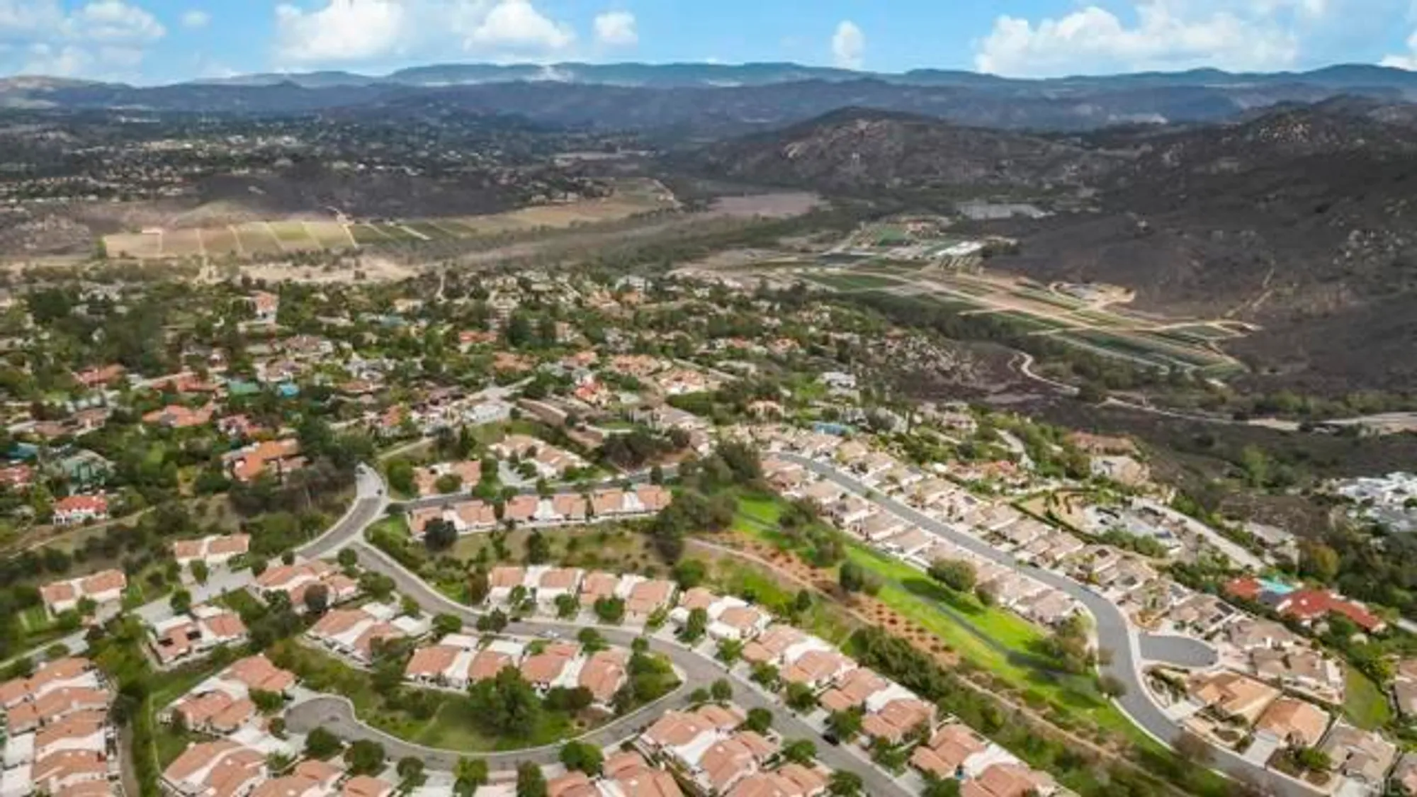 Property Slideshow image 10 of 55 | 18023 avenida alozdra, San Diego, CA, 92128