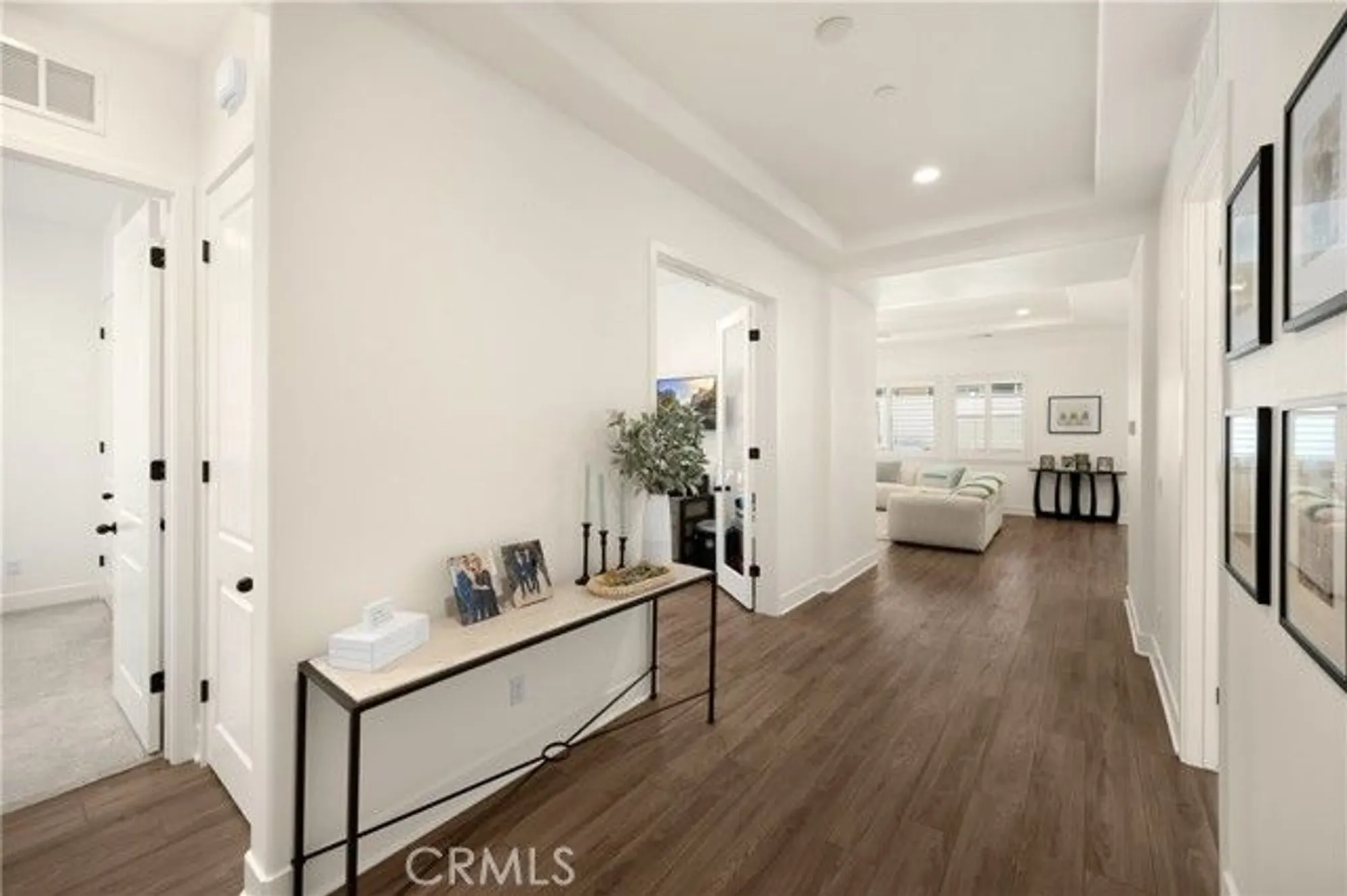 Property Slideshow image 8 of 68 | 11638 oakton way, Corona, CA, 92883