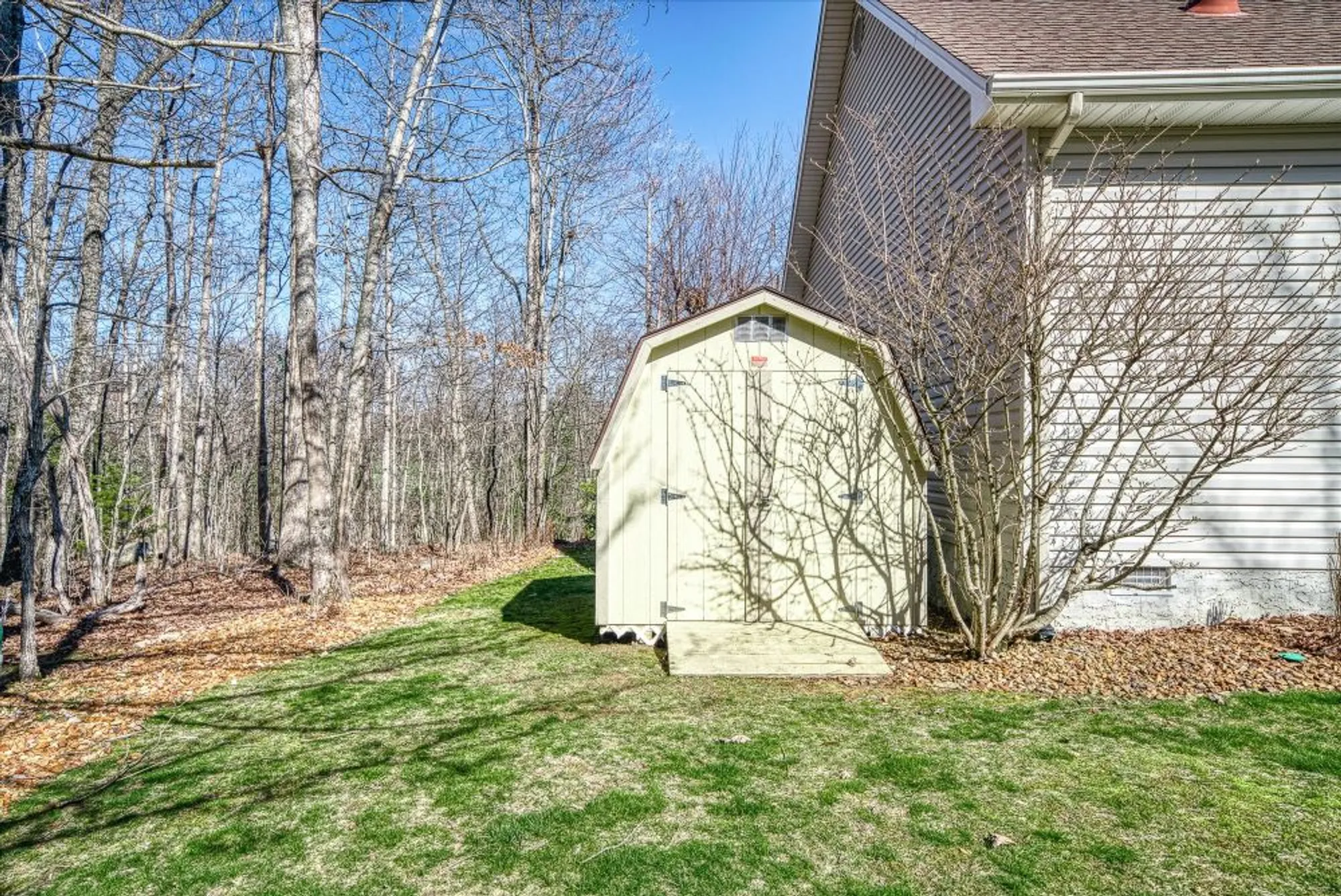 Property Slideshow image 30 of 38 | 141 mountain view dr, Crossville, TN, 38558