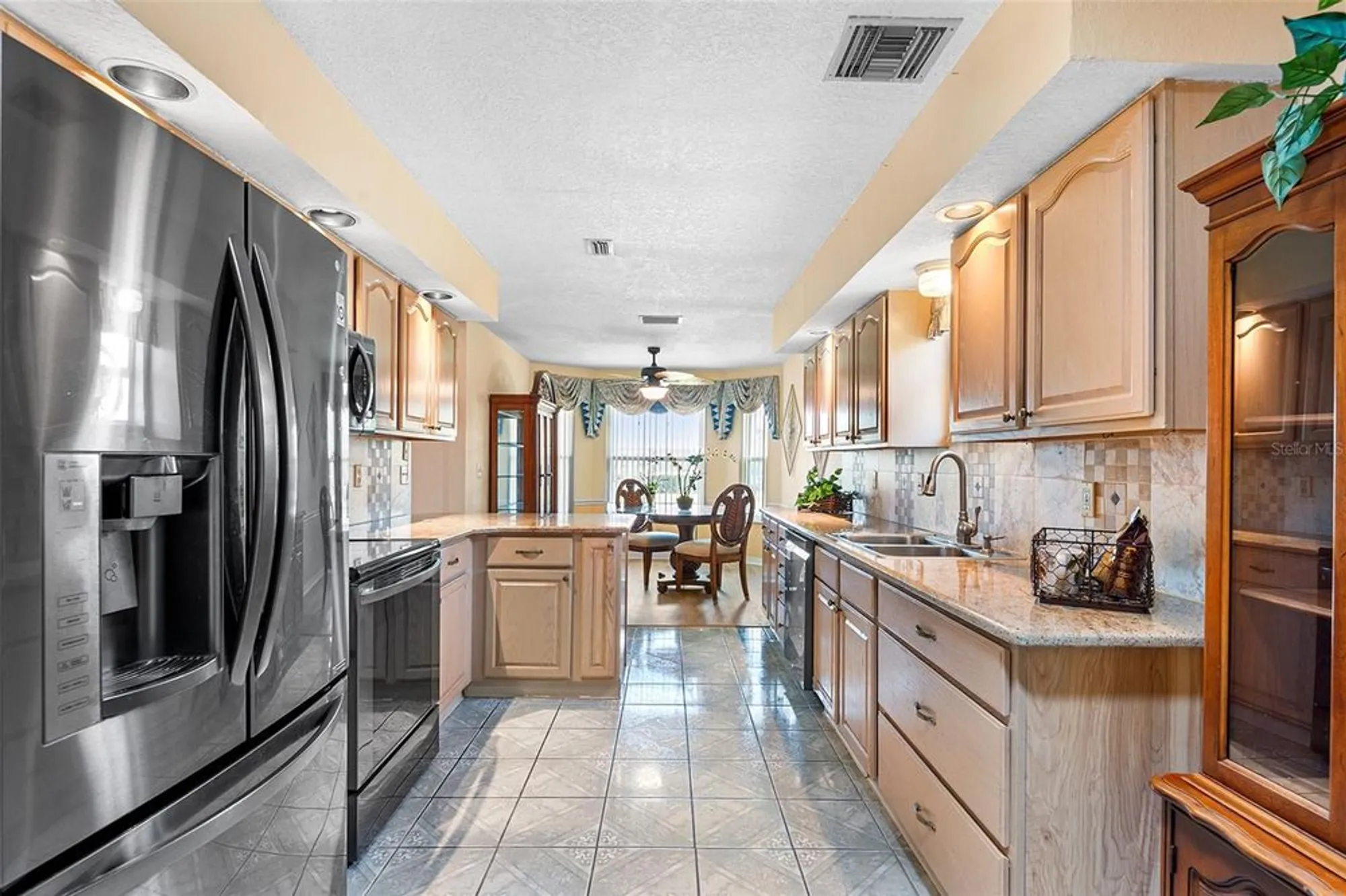 Property Slideshow image 20 of 68 | 543 clubhill dr, Haines City, FL, 33844