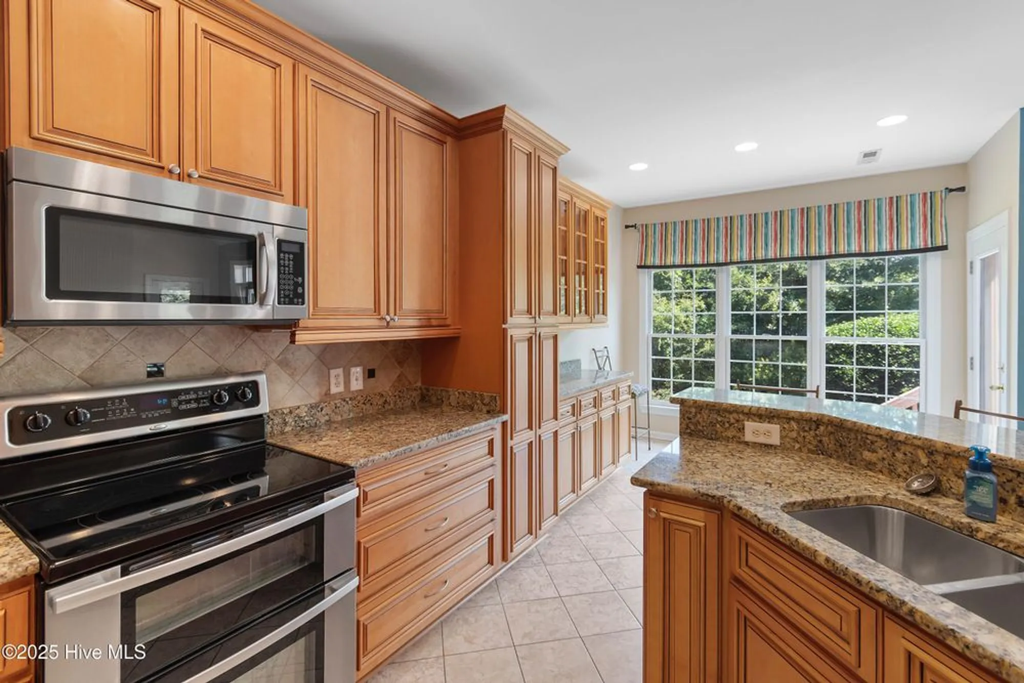 Property Slideshow image 19 of 43 | 4176 silverleaf dr, Southport, NC, 28461