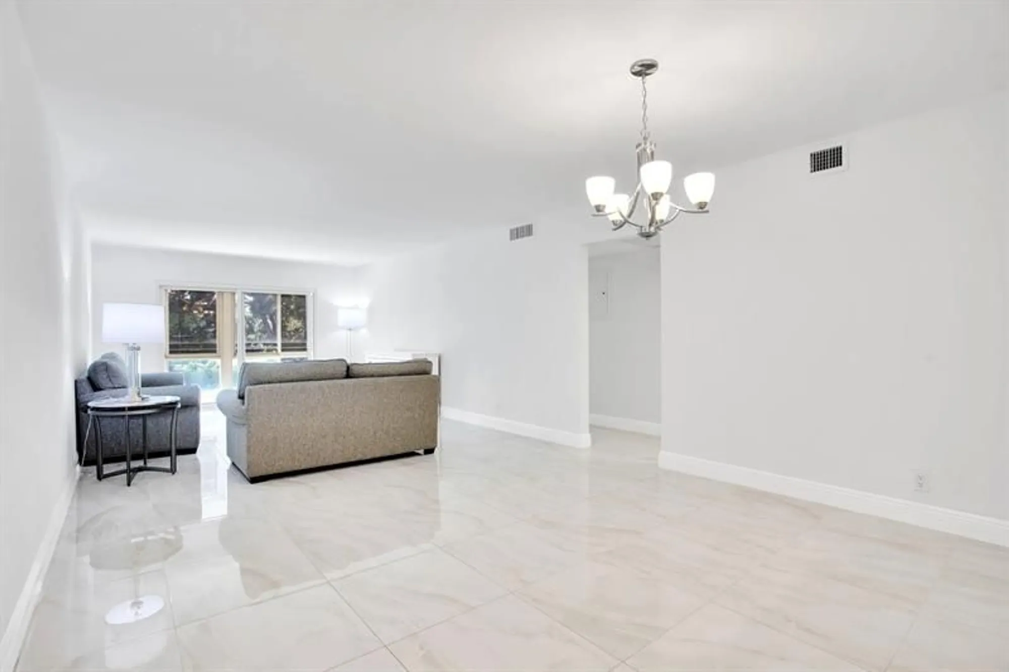 Property Slideshow image 7 of 32 | 2202 lucaya bnd h2, Coconut Creek, FL, 33066