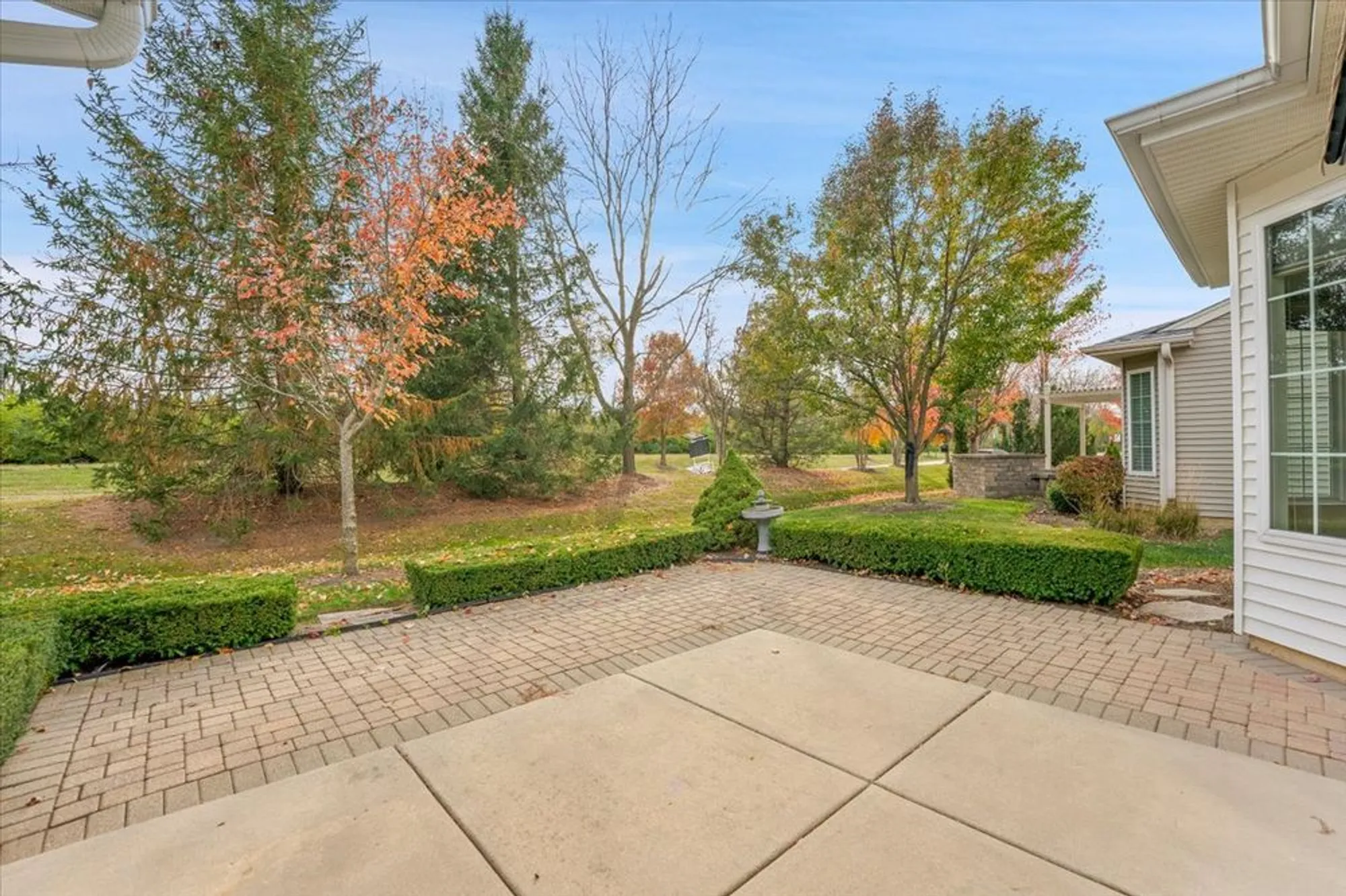 Property Slideshow image 27 of 32 | 14525 tawny ln, Huntley, IL, 60142