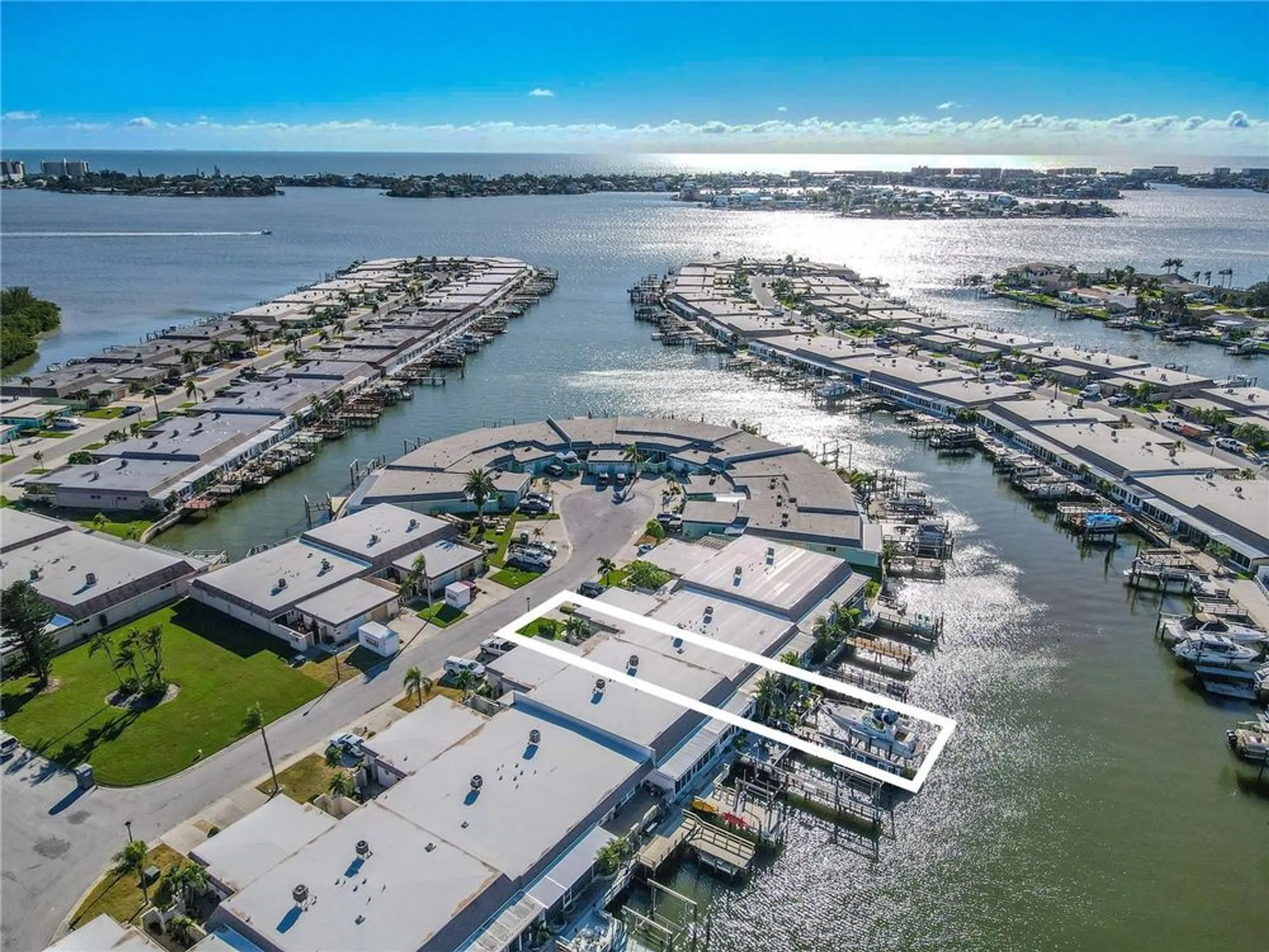 Property Slideshow image 1 of 64 | 345 boca ciega point blvd, Saint Petersburg, FL, 33708