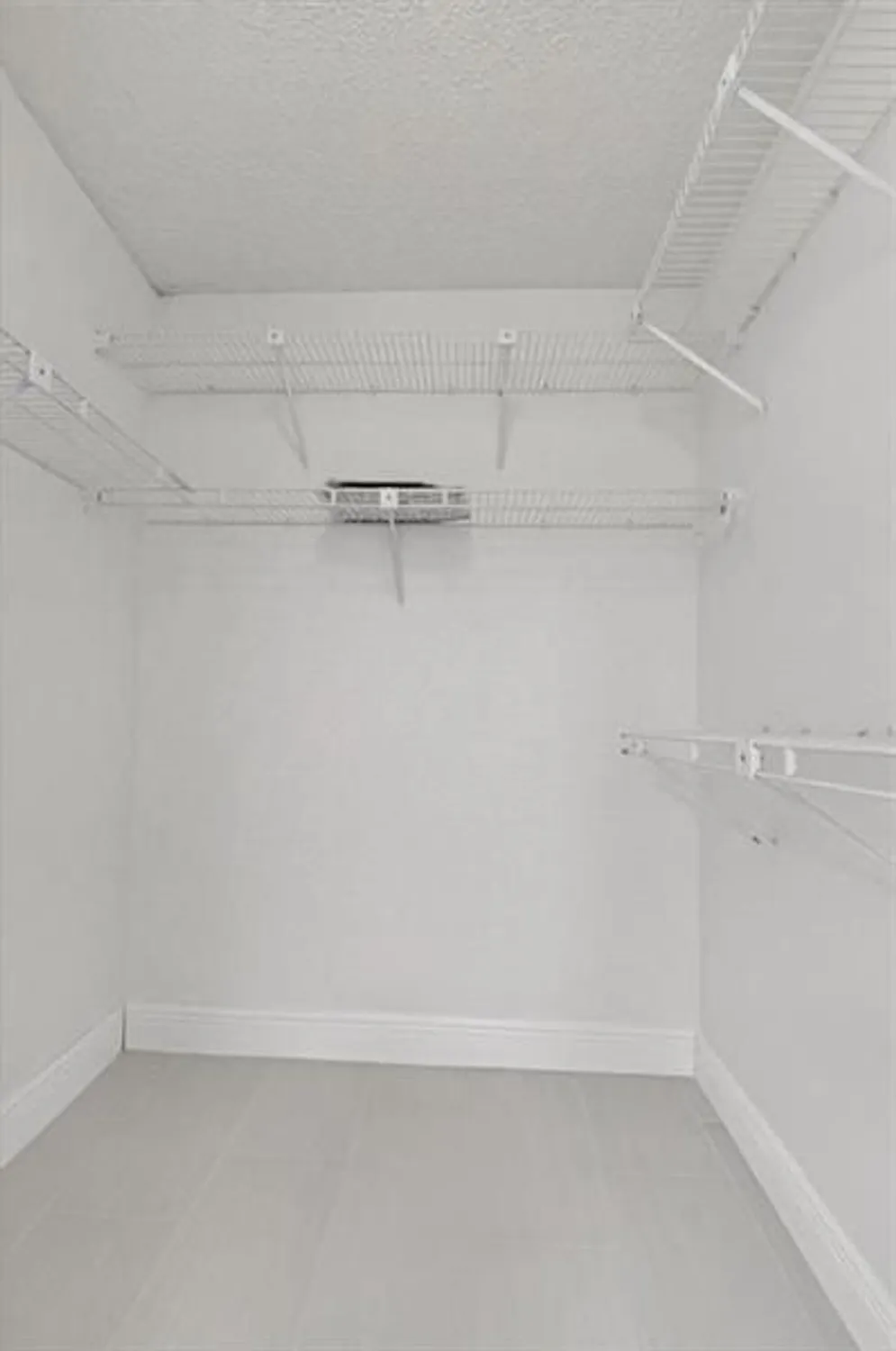 Property Slideshow image 23 of 39 | 5370 las verdes cir apt 319, Delray Beach, FL, 33484