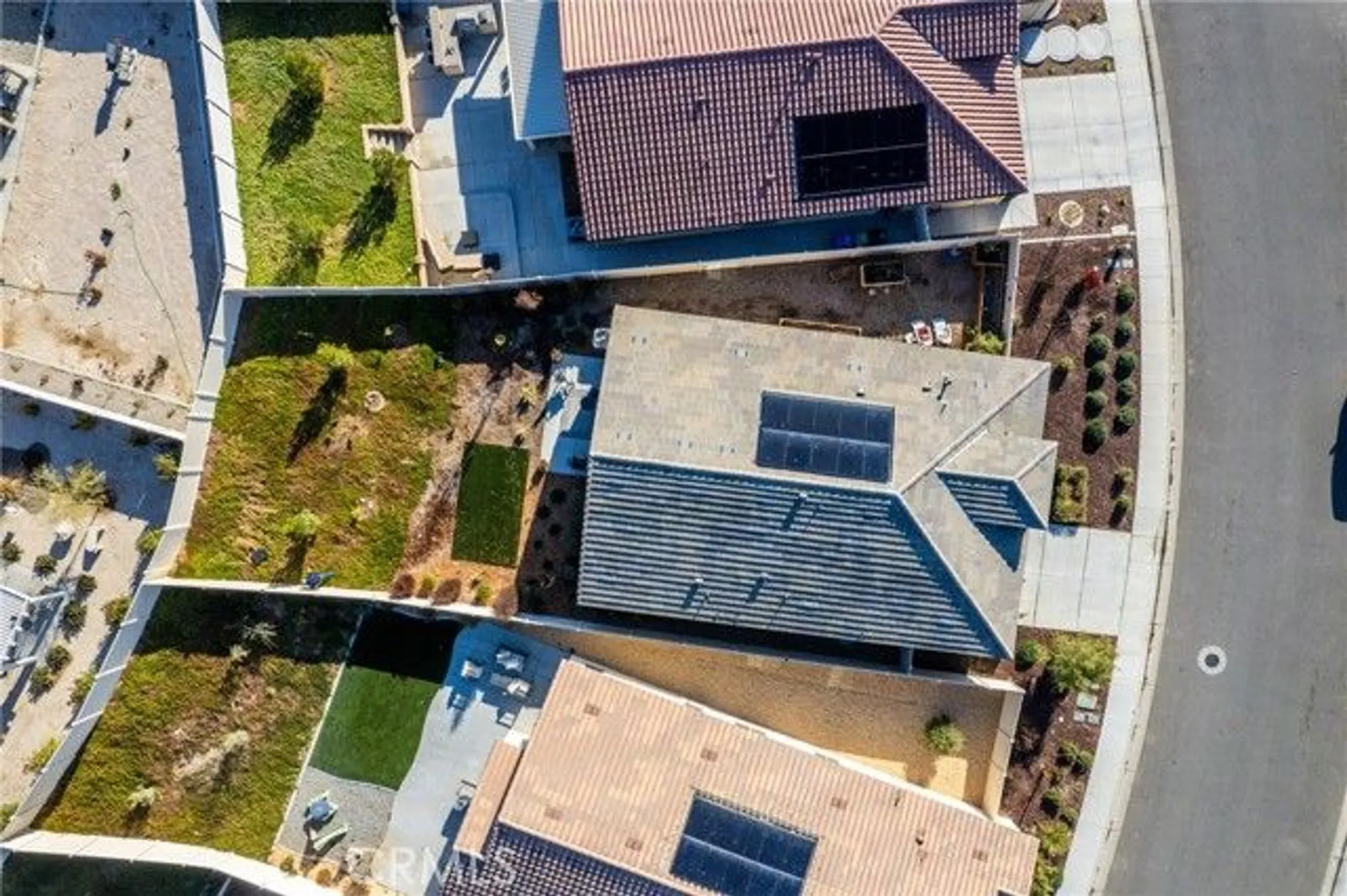 Property Slideshow image 36 of 45 | 1630 easton ln, Beaumont, CA, 92223