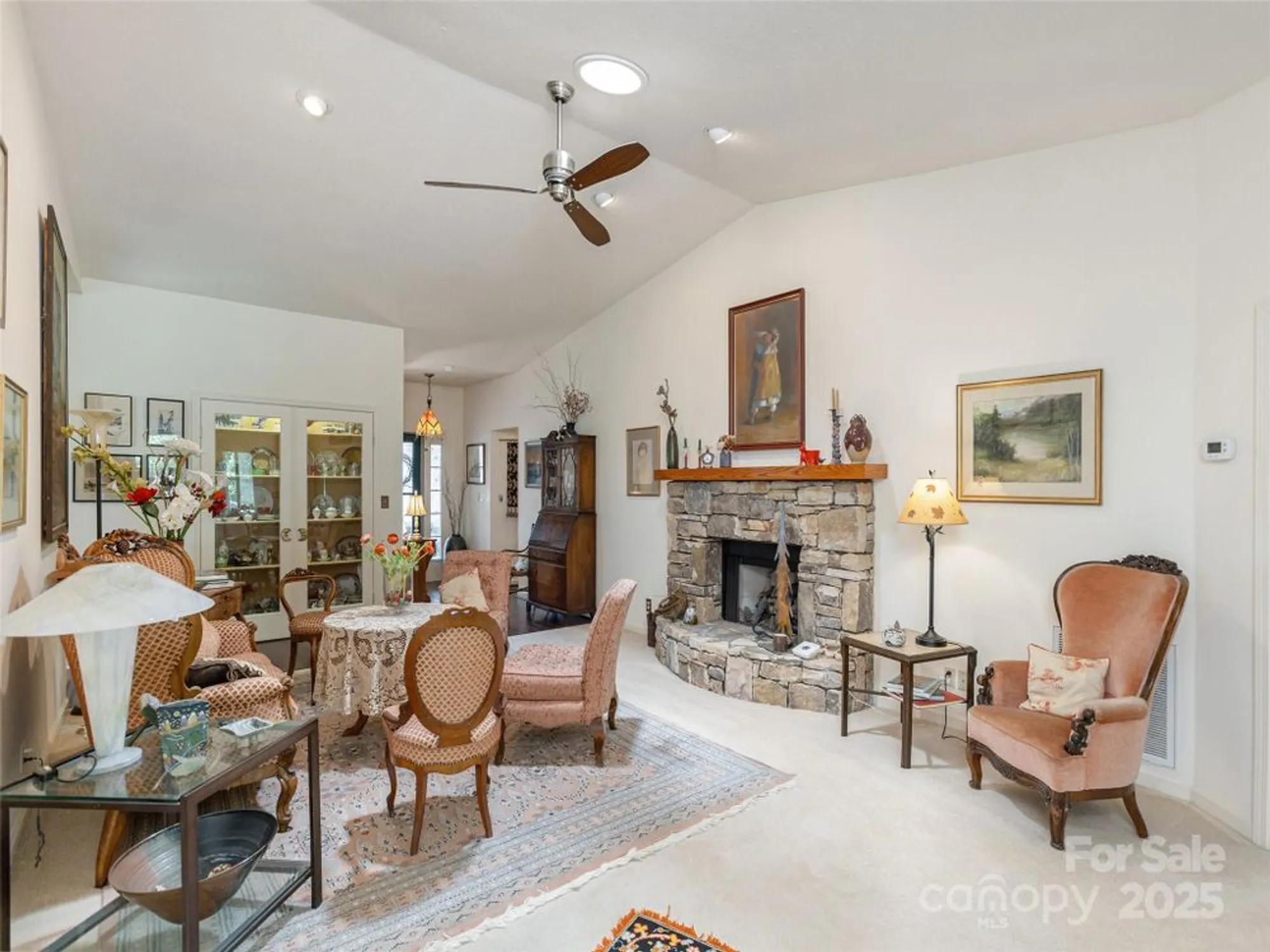 Property Slideshow image 4 of 24 | 12 country meadows ln, Hendersonville, NC, 28792