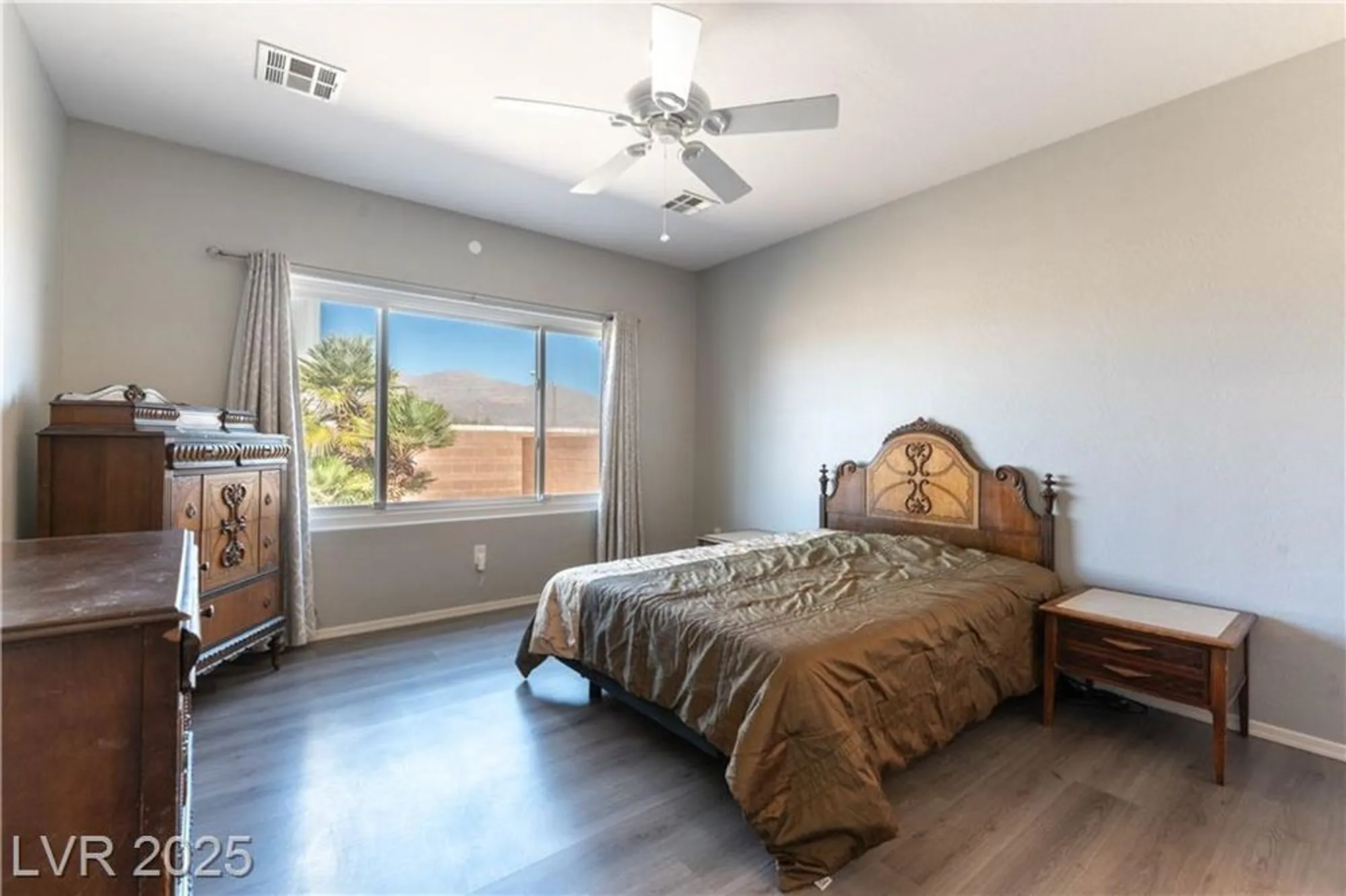 Property Slideshow image 10 of 55 | 3108 kookaburra way, North Las Vegas, NV, 89084