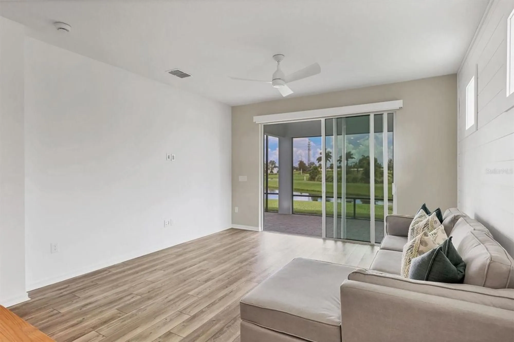 Property Slideshow image 4 of 48 | 10434 spring tide way, Parrish, FL, 34219