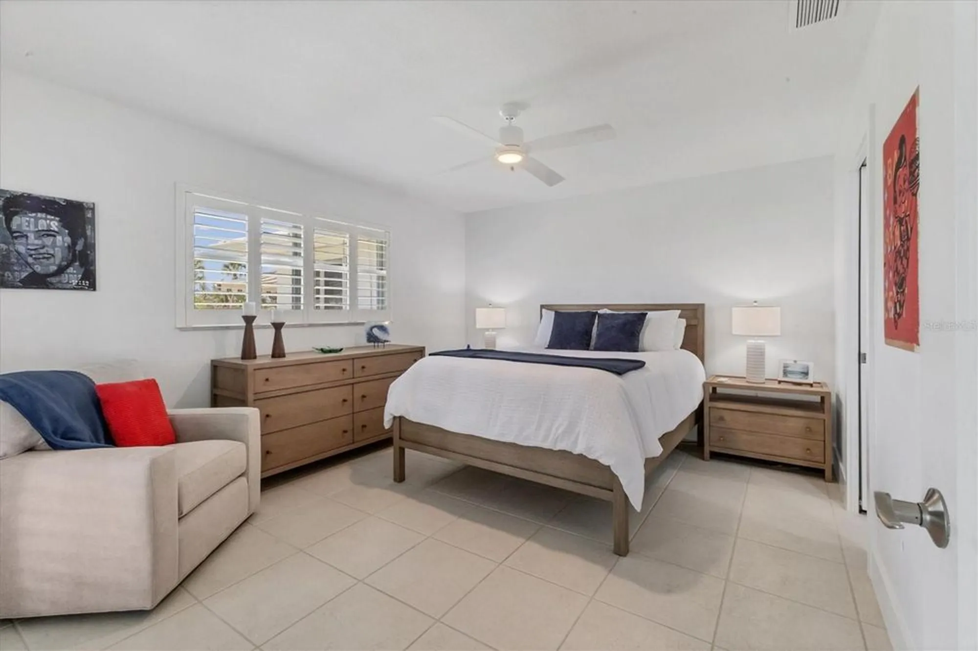 Property Slideshow image 20 of 53 | 608 fair winds dr, Nokomis, FL, 34275