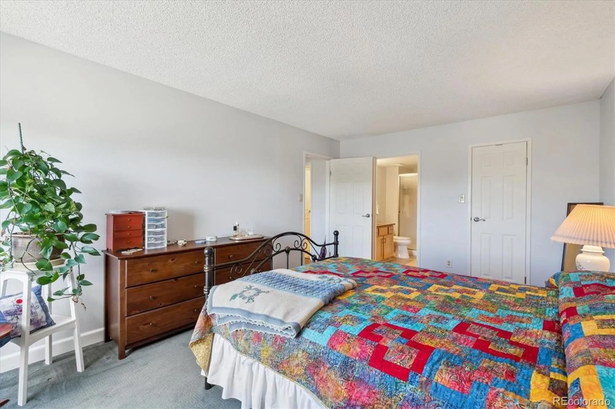 Property Slideshow image 13 of 50 | 13952 e marina dr apt 509, Aurora, CO, 80014