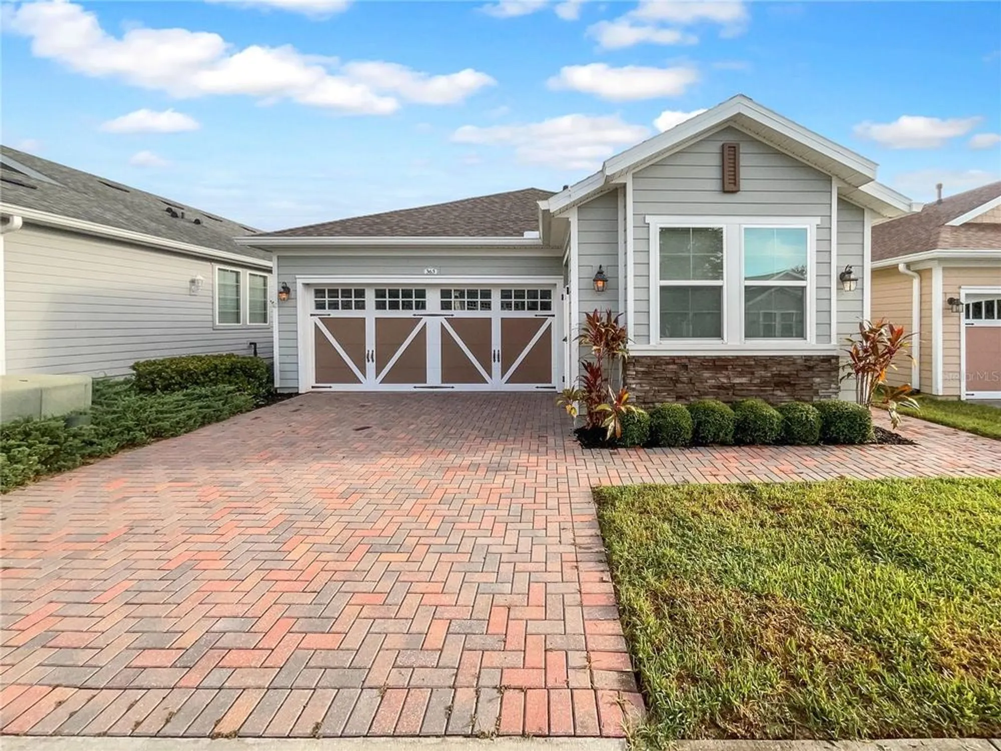 Property Slideshow image 2 of 22 | 363 alcove dr, Groveland, FL, 34736