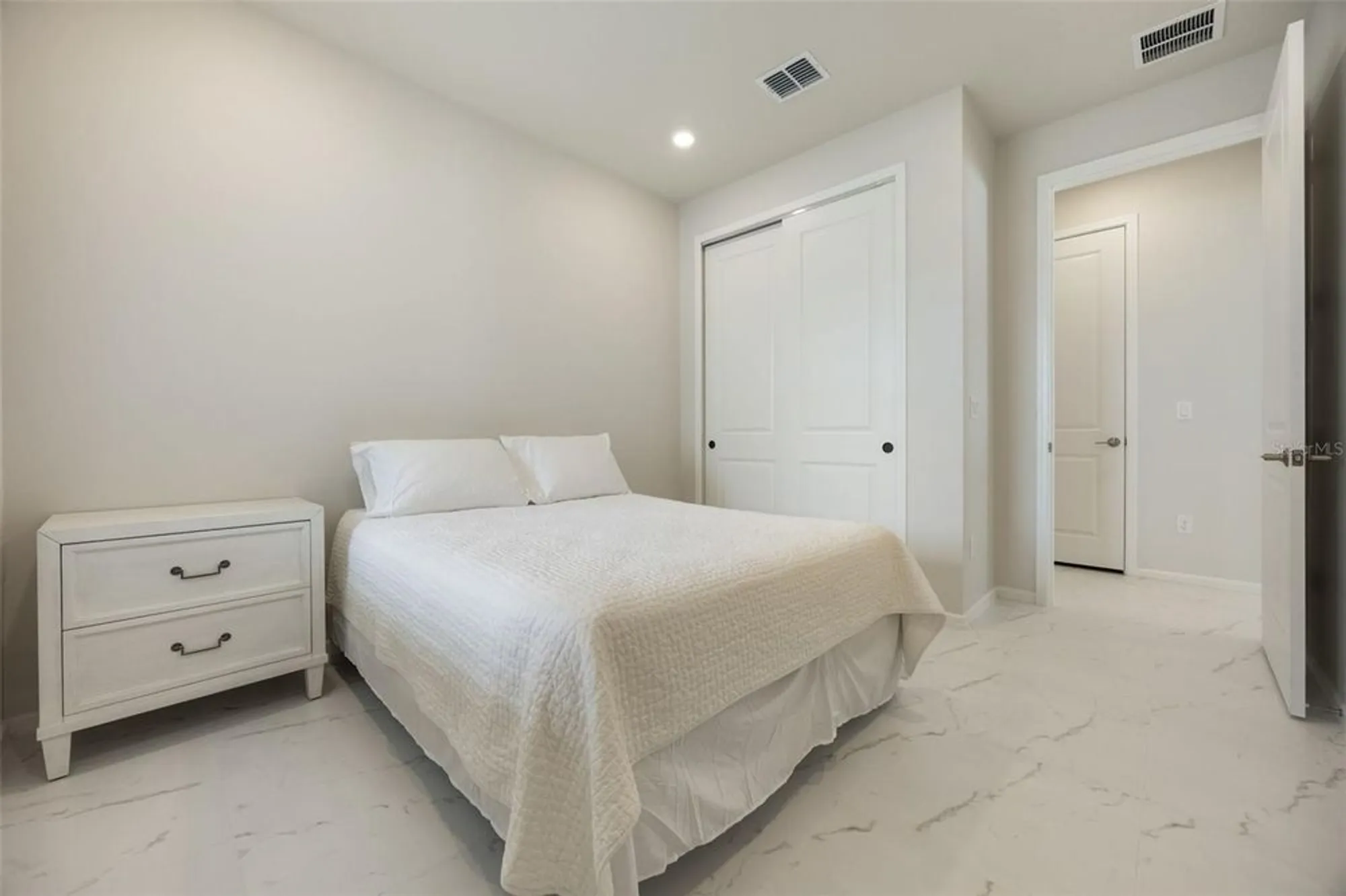 Property Slideshow image 15 of 40 | 13562 pearl beach st, Winter Garden, FL, 34787