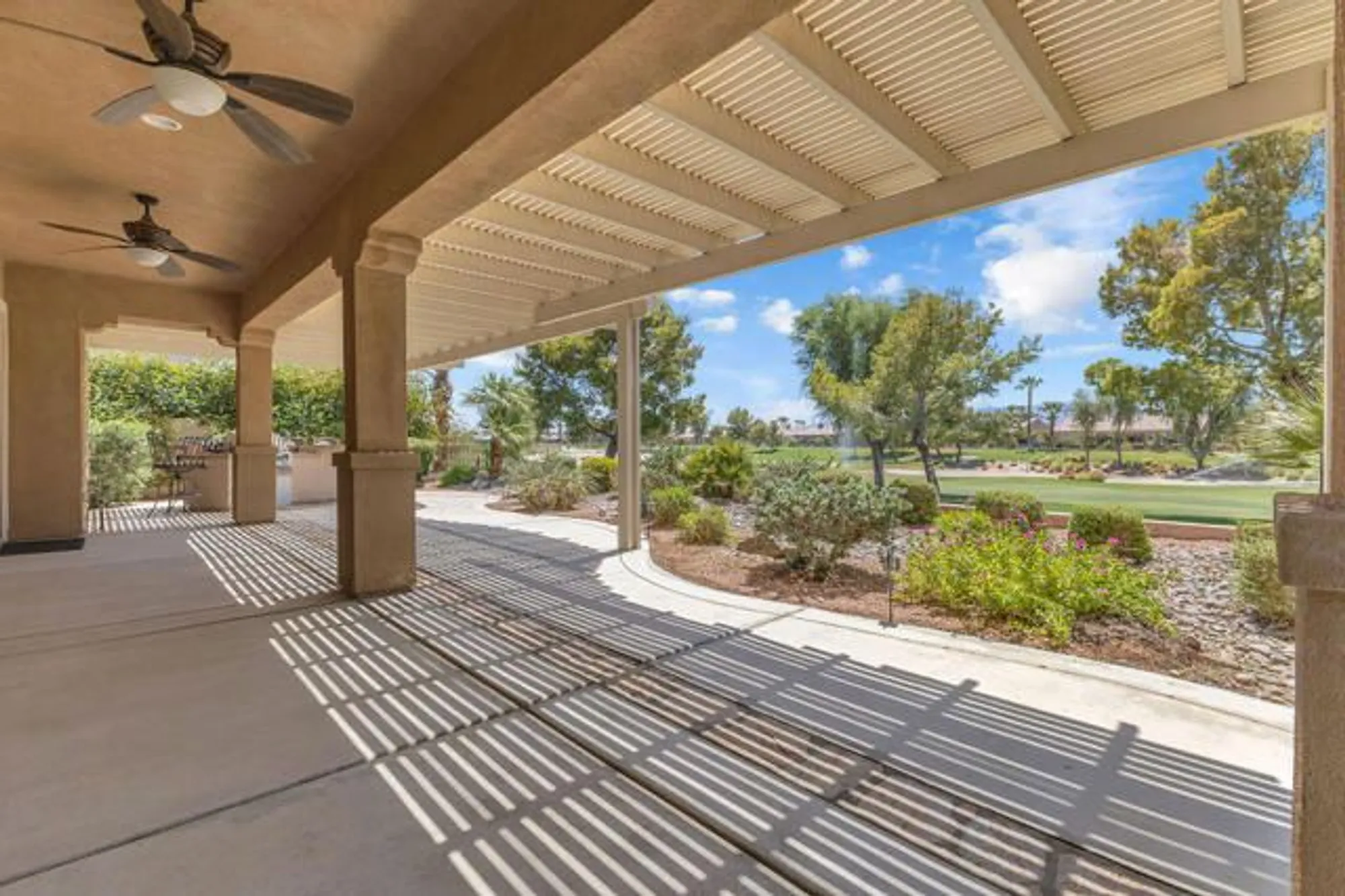 Property Slideshow image 33 of 47 | 81183 avenida tres lagunas, Indio, CA, 92203