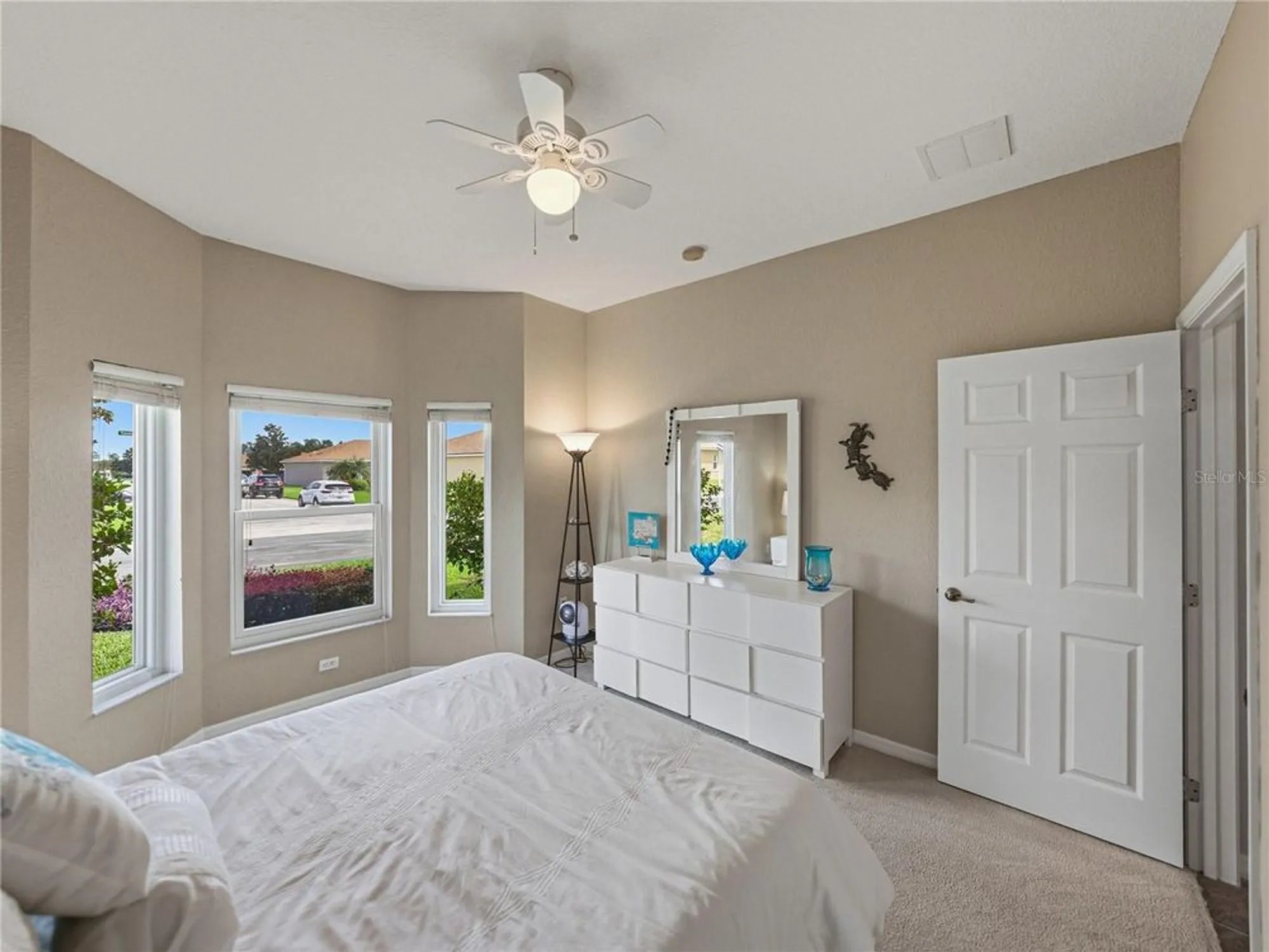 Property Slideshow image 33 of 92 | 4568 turnberry ln, Lake Wales, FL, 33859
